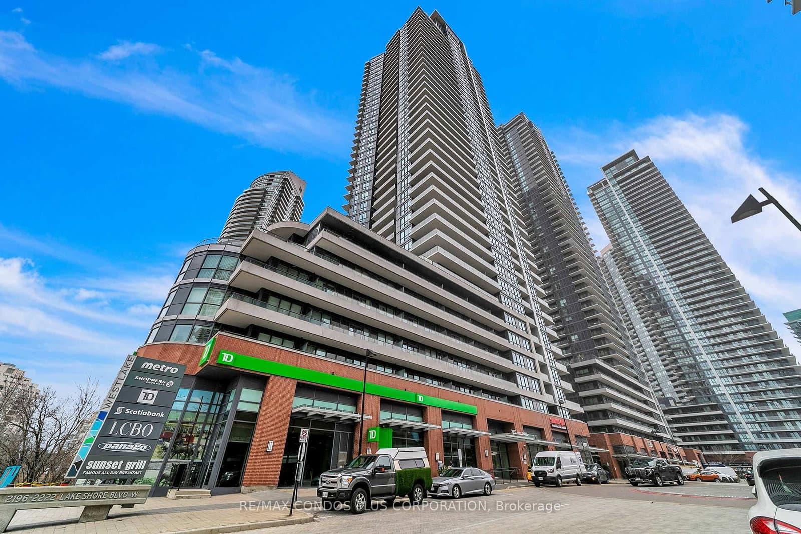 #PH08 - 2212 Lake Shore Boulevard W