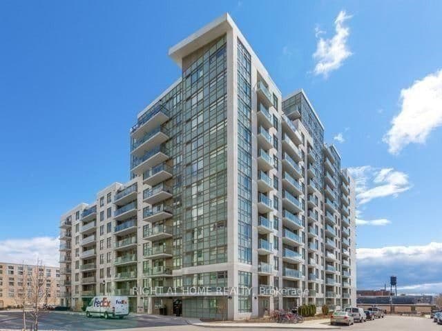 #1016 - 812 Lansdowne Avenue