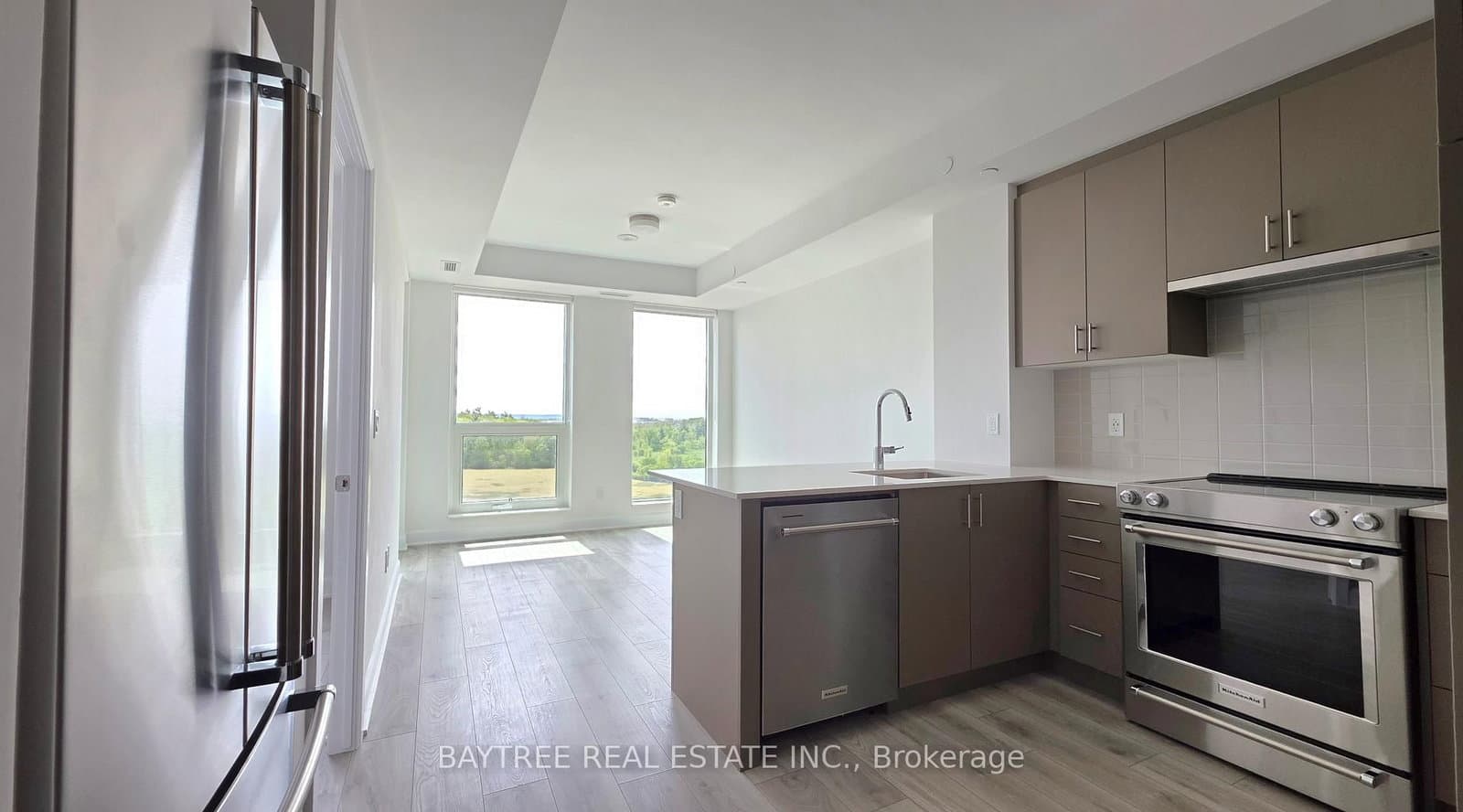 3240 William Coltson Avenue, Unit 611