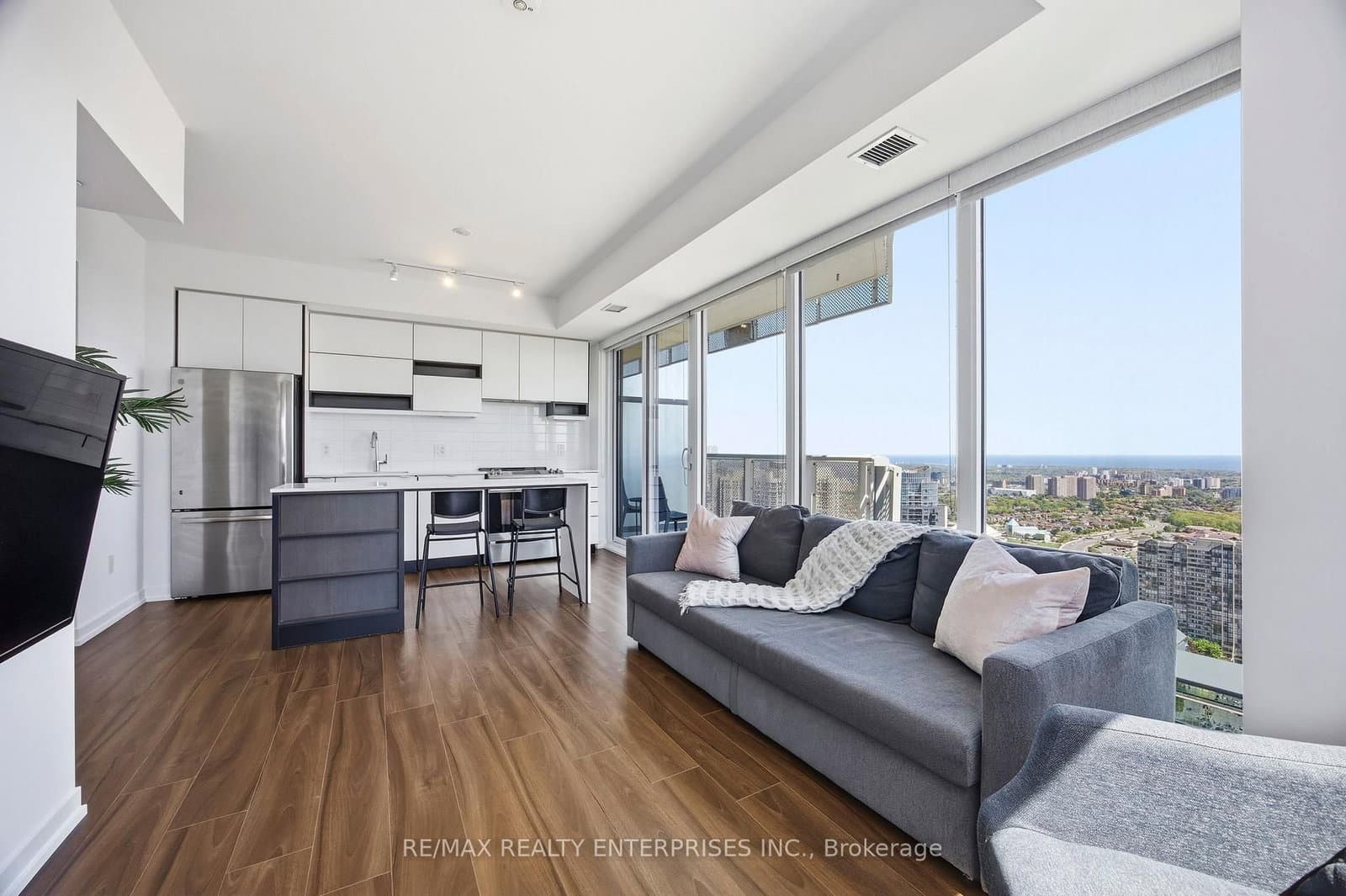 #3710 - 4065 Confederation Parkway