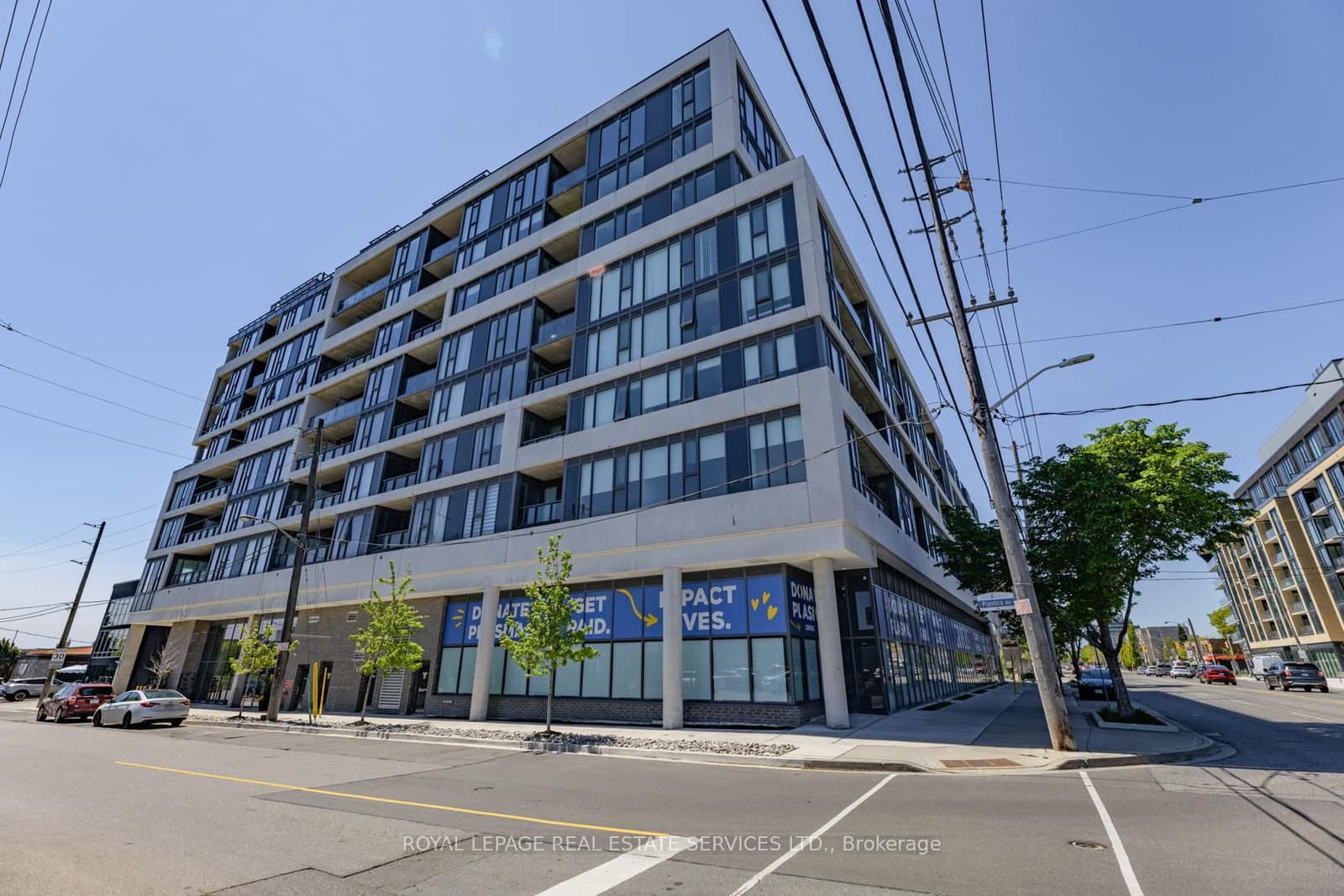 #502 - 859 The Queensway