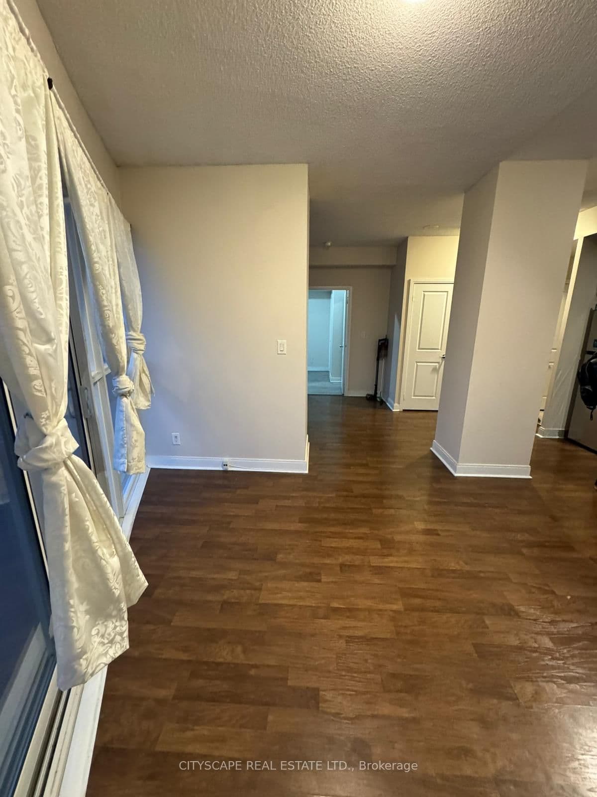 #504 - 60 Absolute Avenue