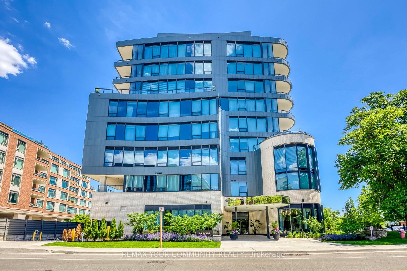 55 Port Street E, Unit 702