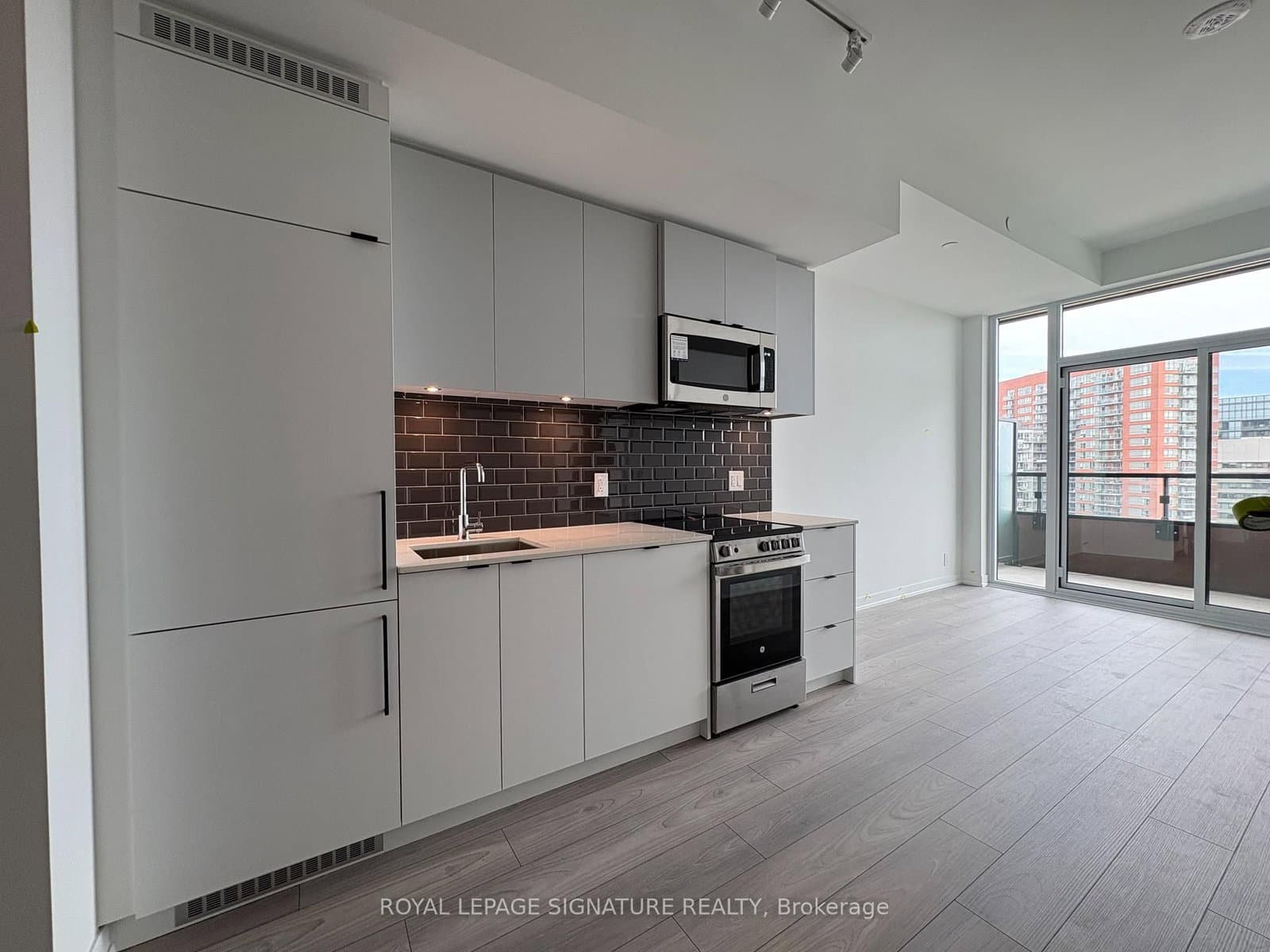 285 Dufferin Street, Unit 1108