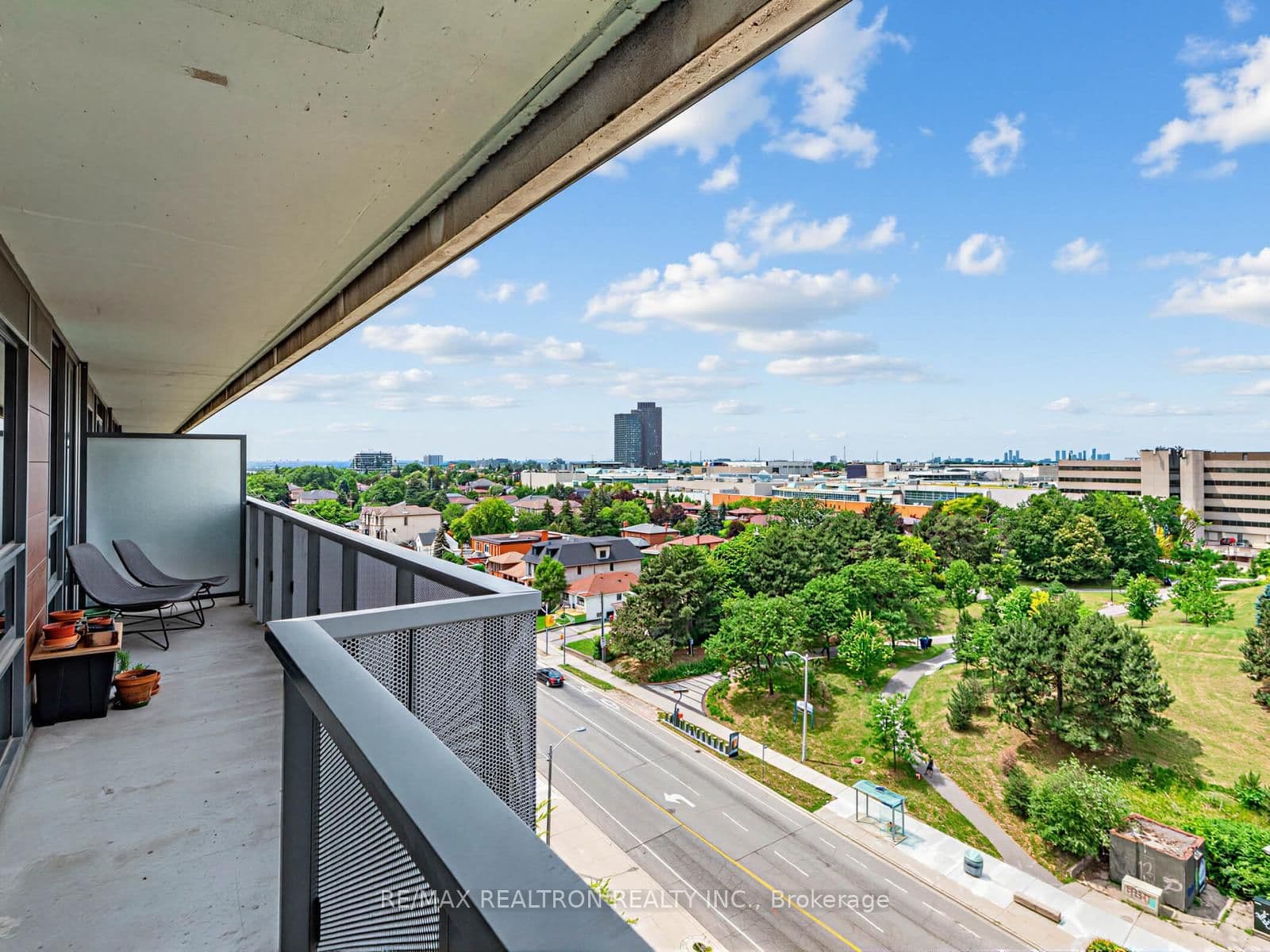 #1005 - 160 Flemington Road