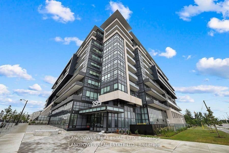 395 Dundas Street W, Unit 516