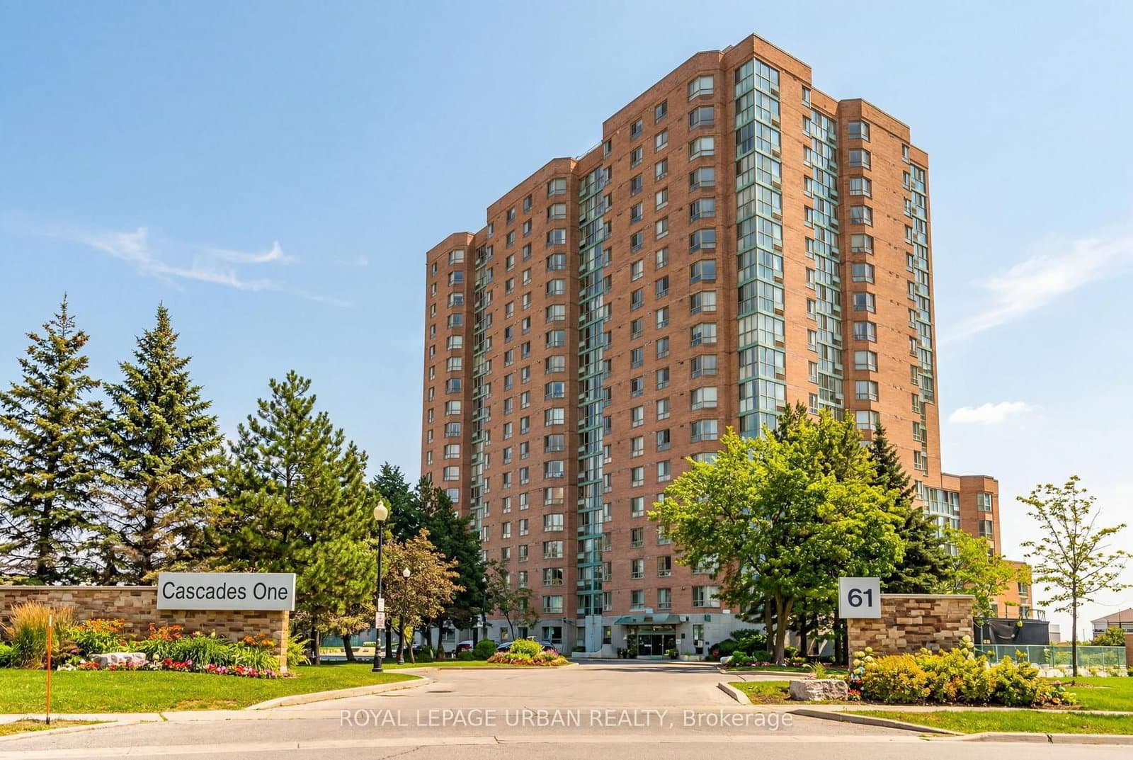 #1210 - 61 Markbrook Lane