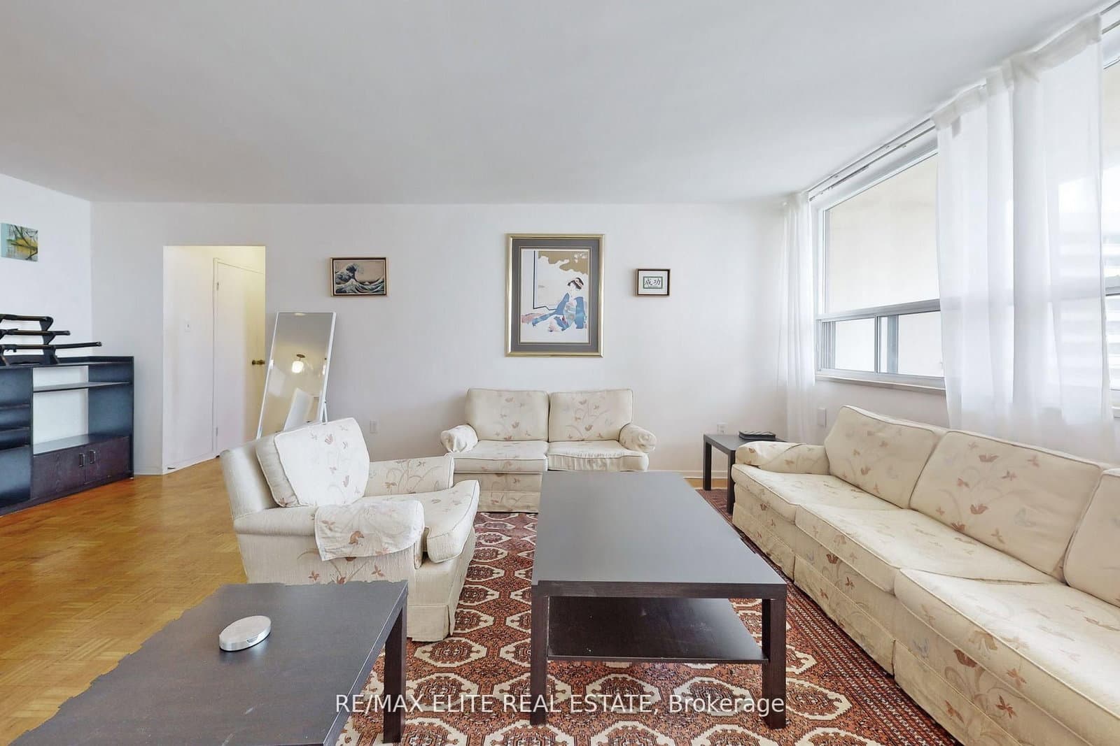 #1407 - 360 Ridelle Avenue