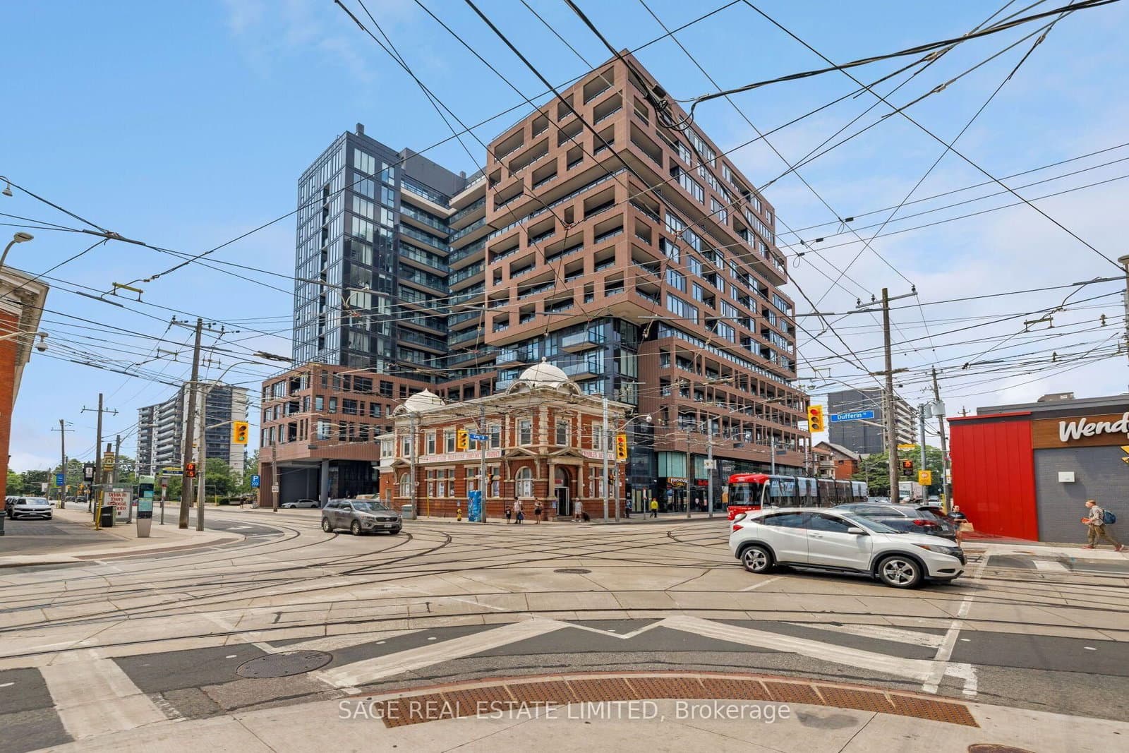 #1012 - 270 Dufferin Street
