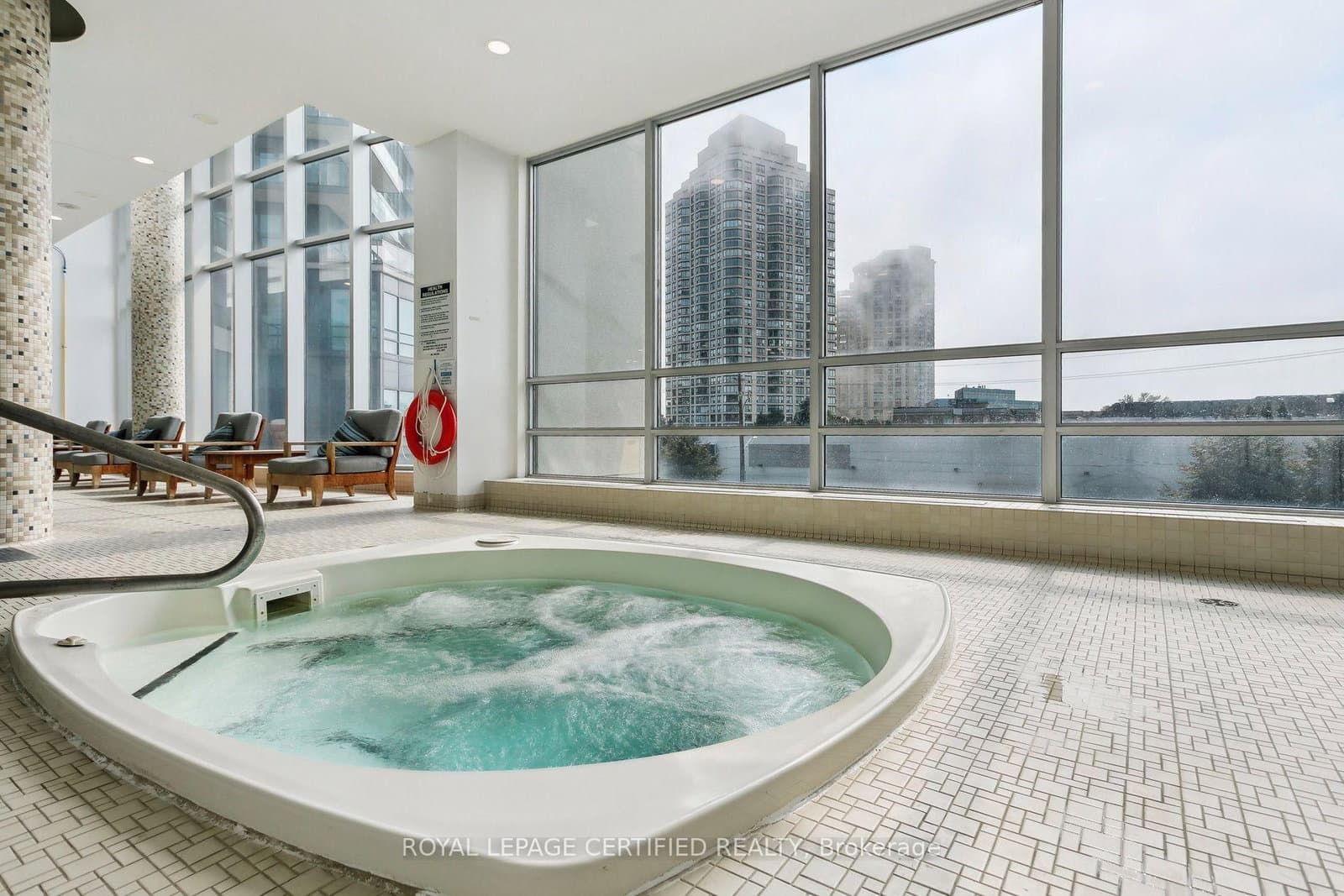 #1208 - 2240 Lakeshore Boulevard W
