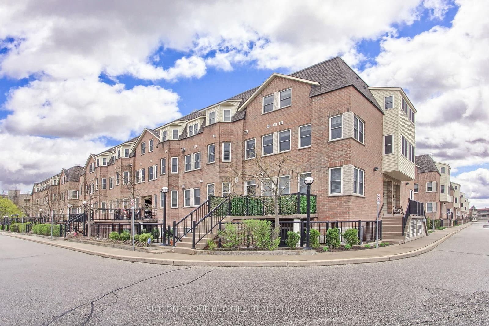 760 Lawrence Avenue W, Unit 167