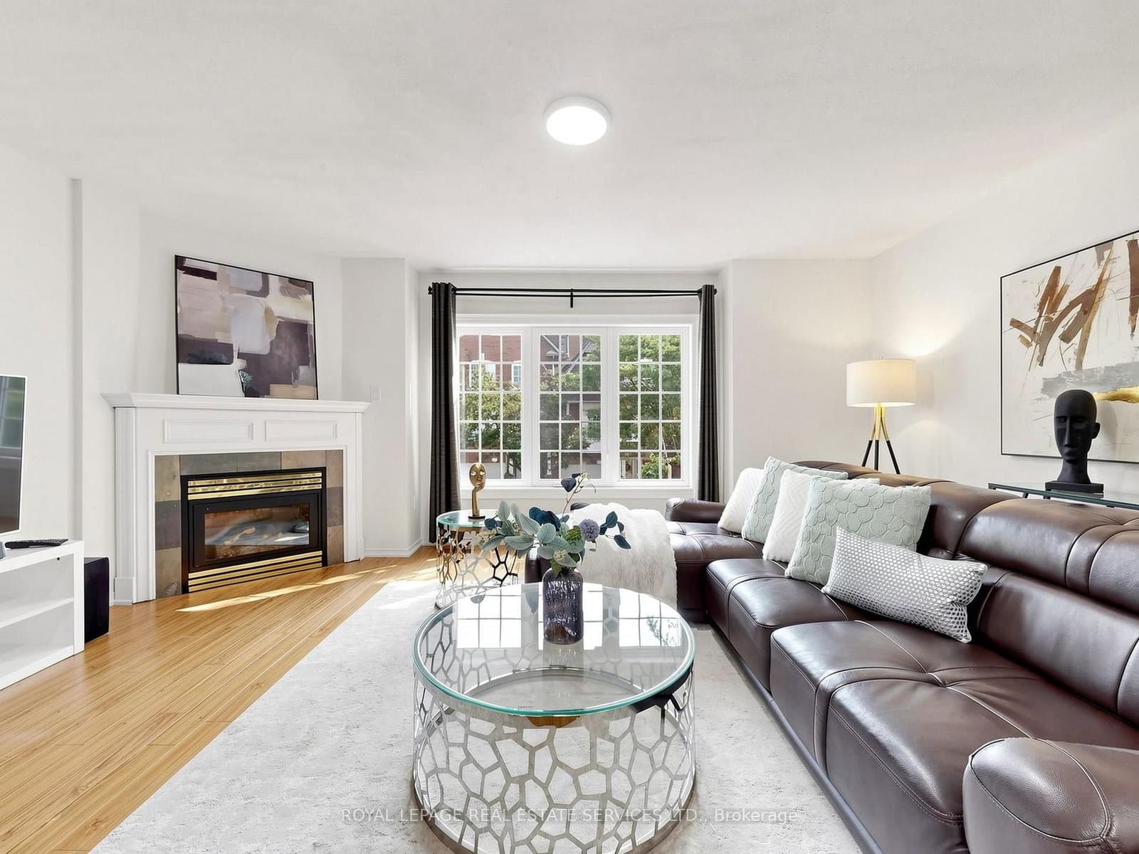 1575 South Parade Court, Unit 11