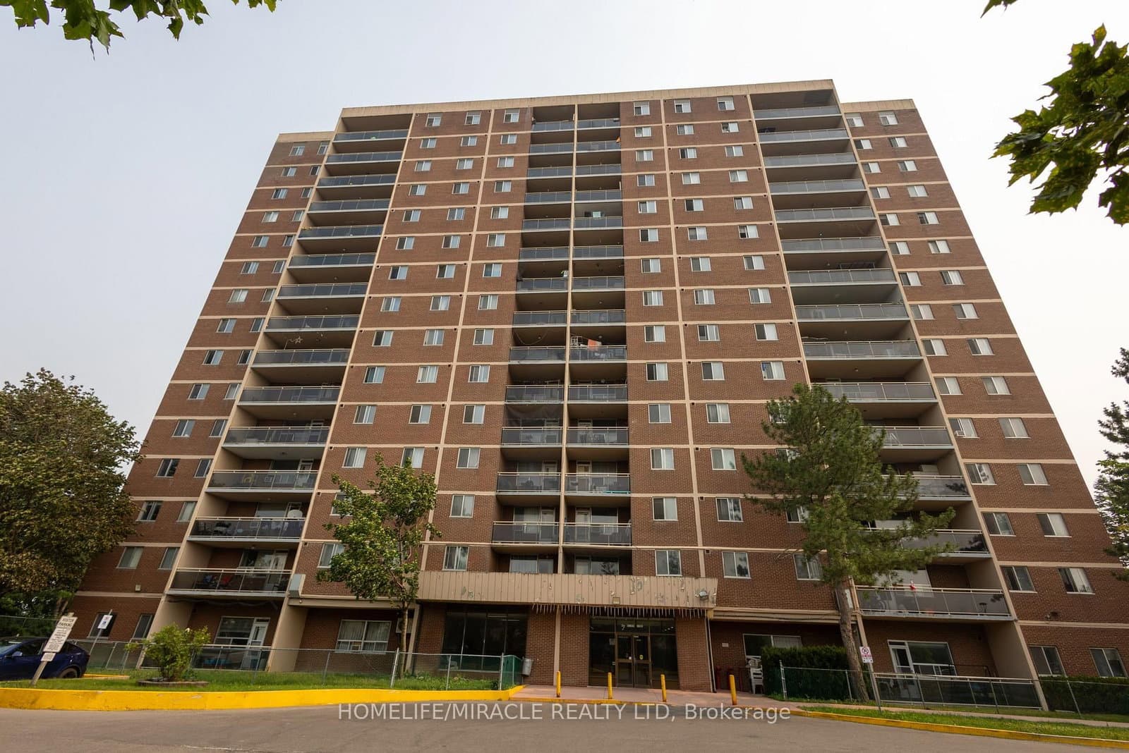 #1007 - 49 Silverstone Drive
