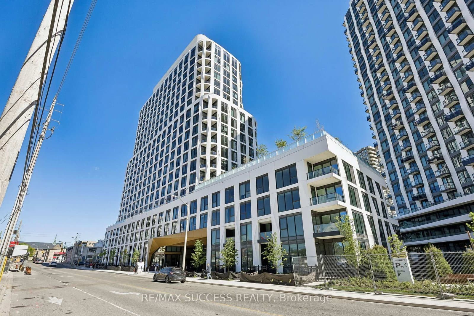 #904 - 25 Cordova Avenue