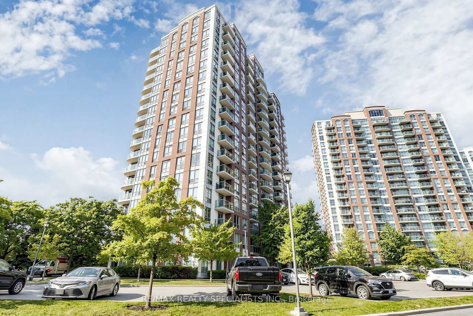 #303 - 4879 Kimbermount Avenue
