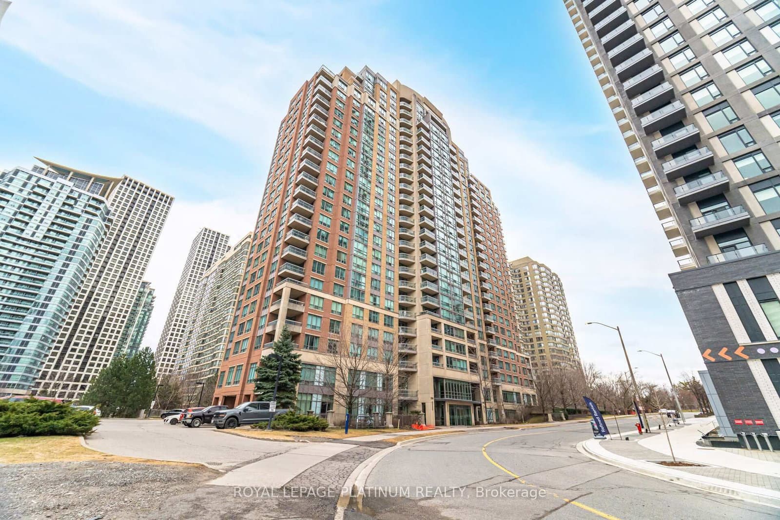 #703 - 156 Enfield Place