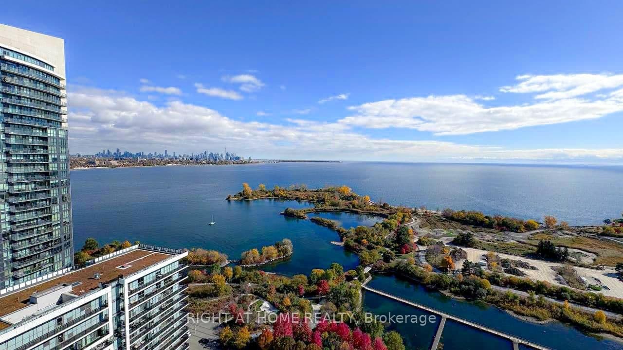 33 Shore Breeze Drive, Unit 2809