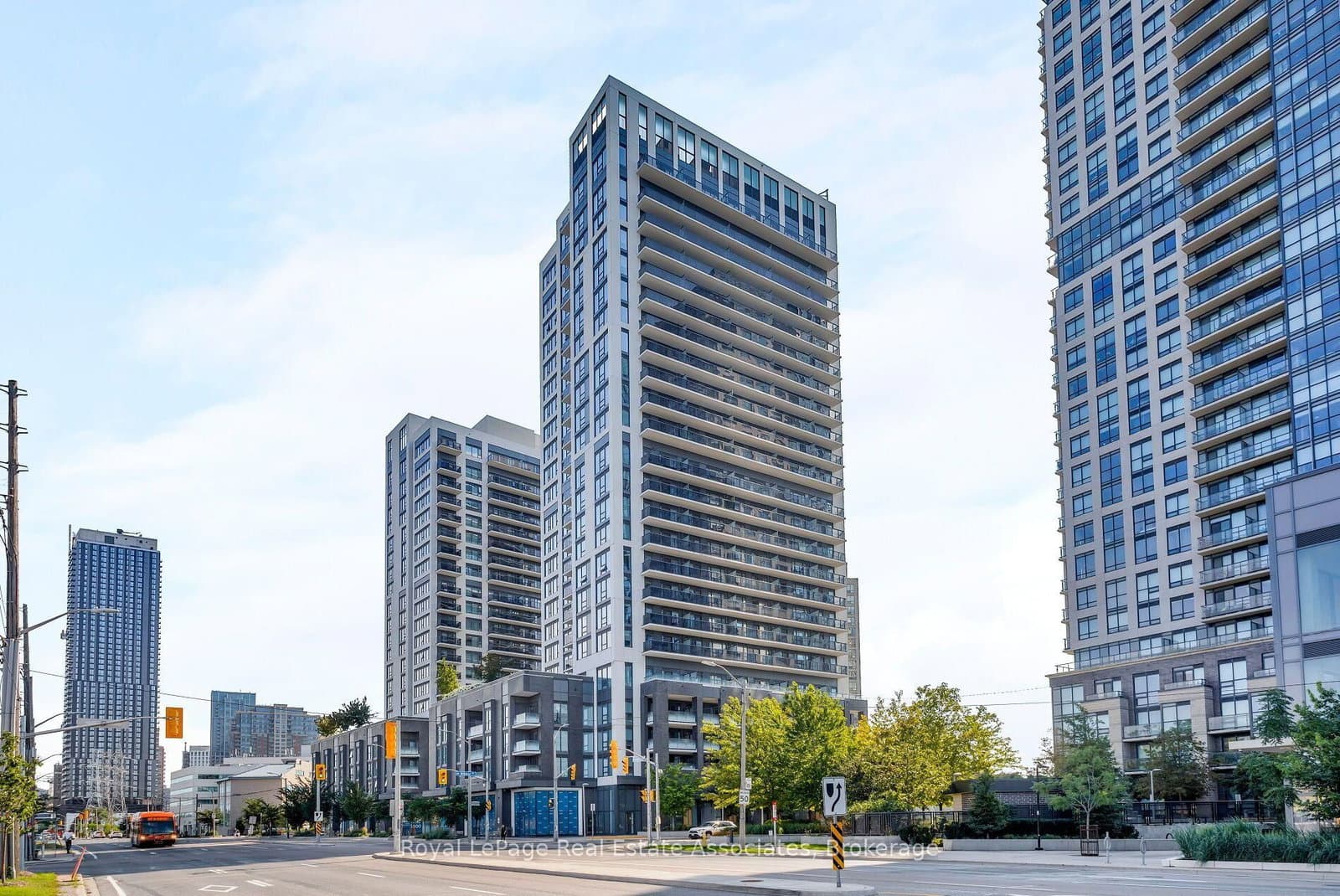 30 Samuel Wood Way, Unit 602