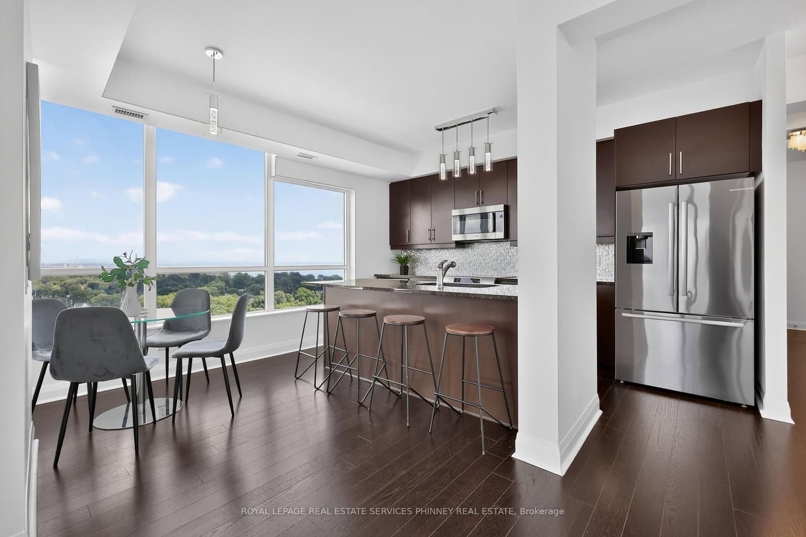 #1705 - 1 Hurontario Street