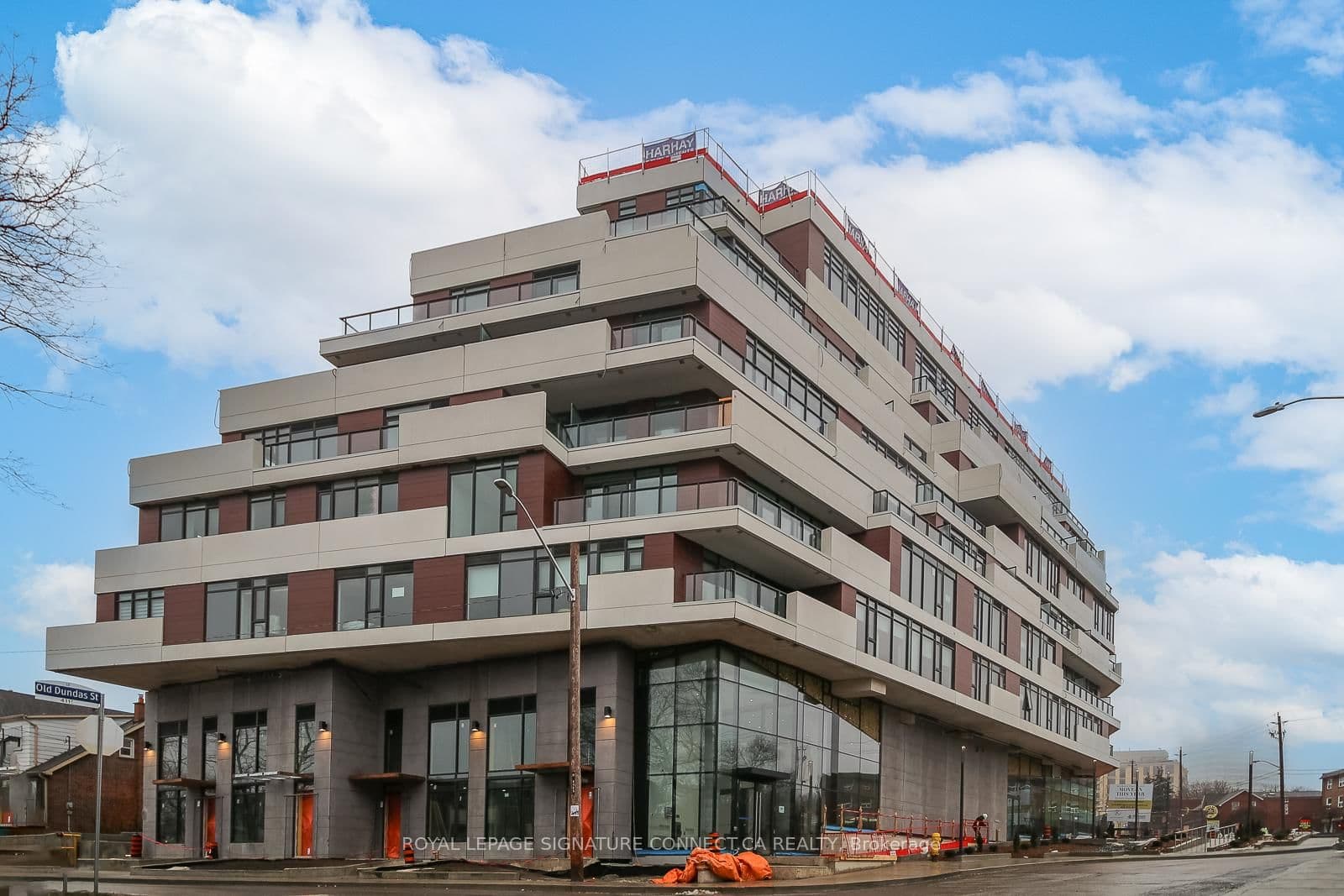 160 Kingsway Crescent, Unit 513