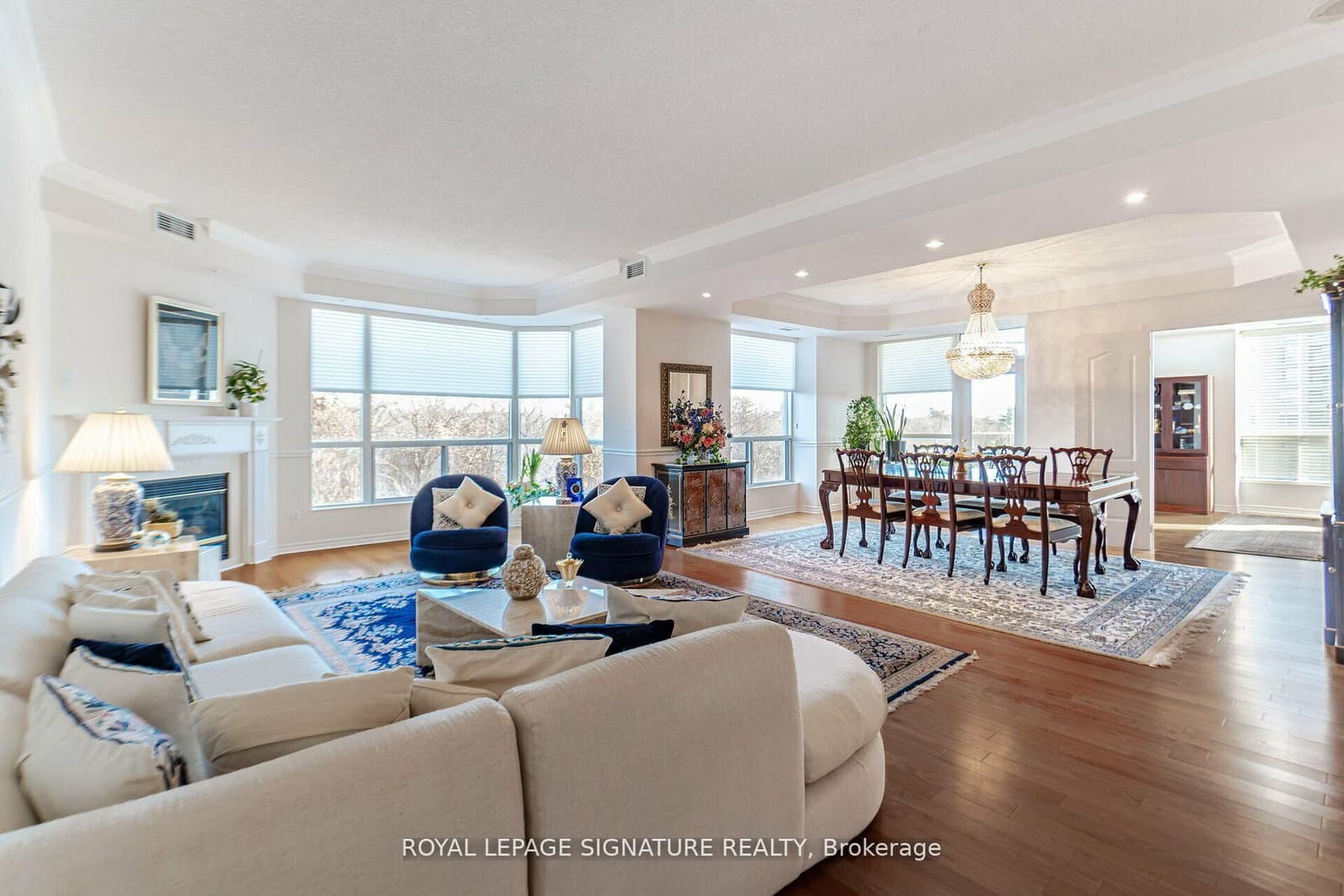 1900 The Collegeway S, Unit 601