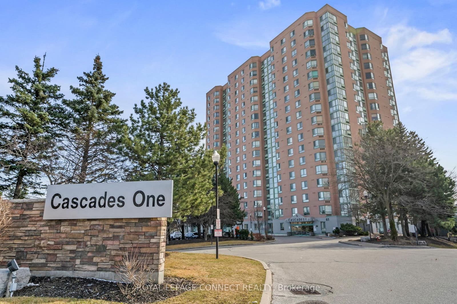 61 Markbrook Lane, Unit 205