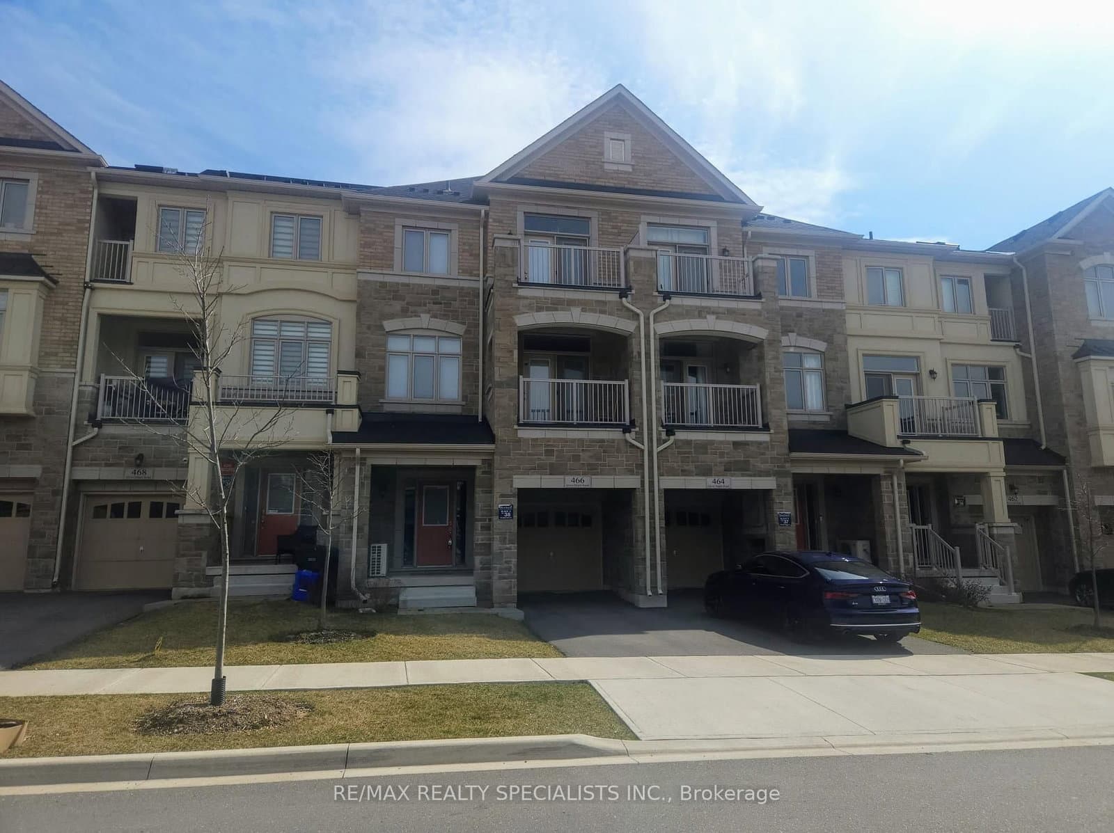 466 Silver Maple Road