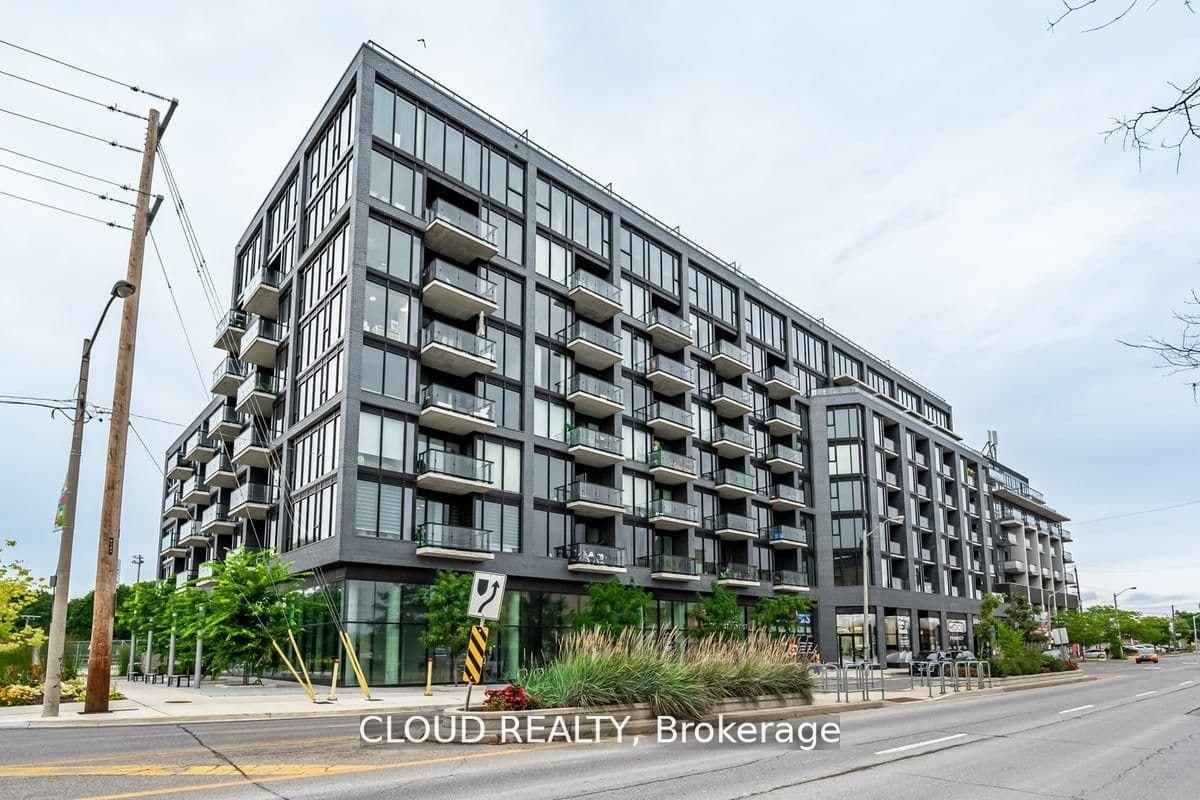 7 Smith Crescent, Unit 803