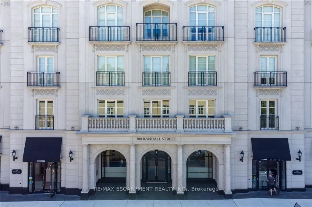 300 Randall Street, Unit 206