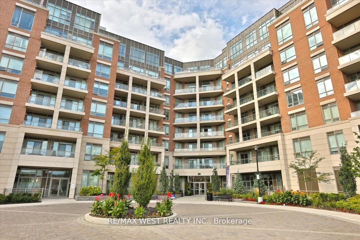 2480 Prince Michael Drive, Unit 211