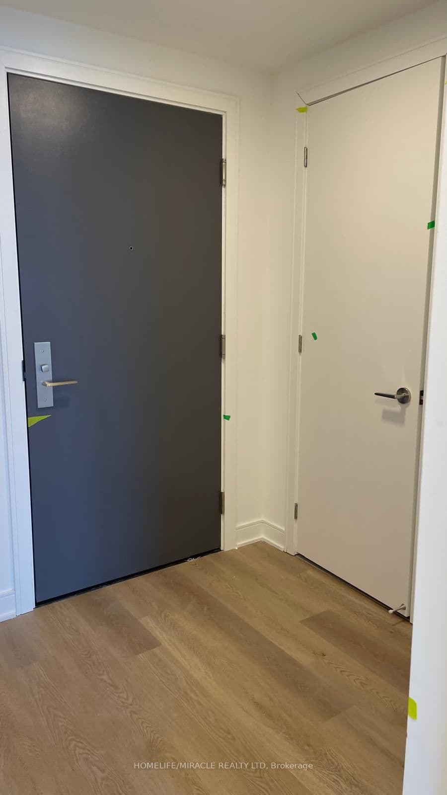 86 Dundas Street E, Unit 1310