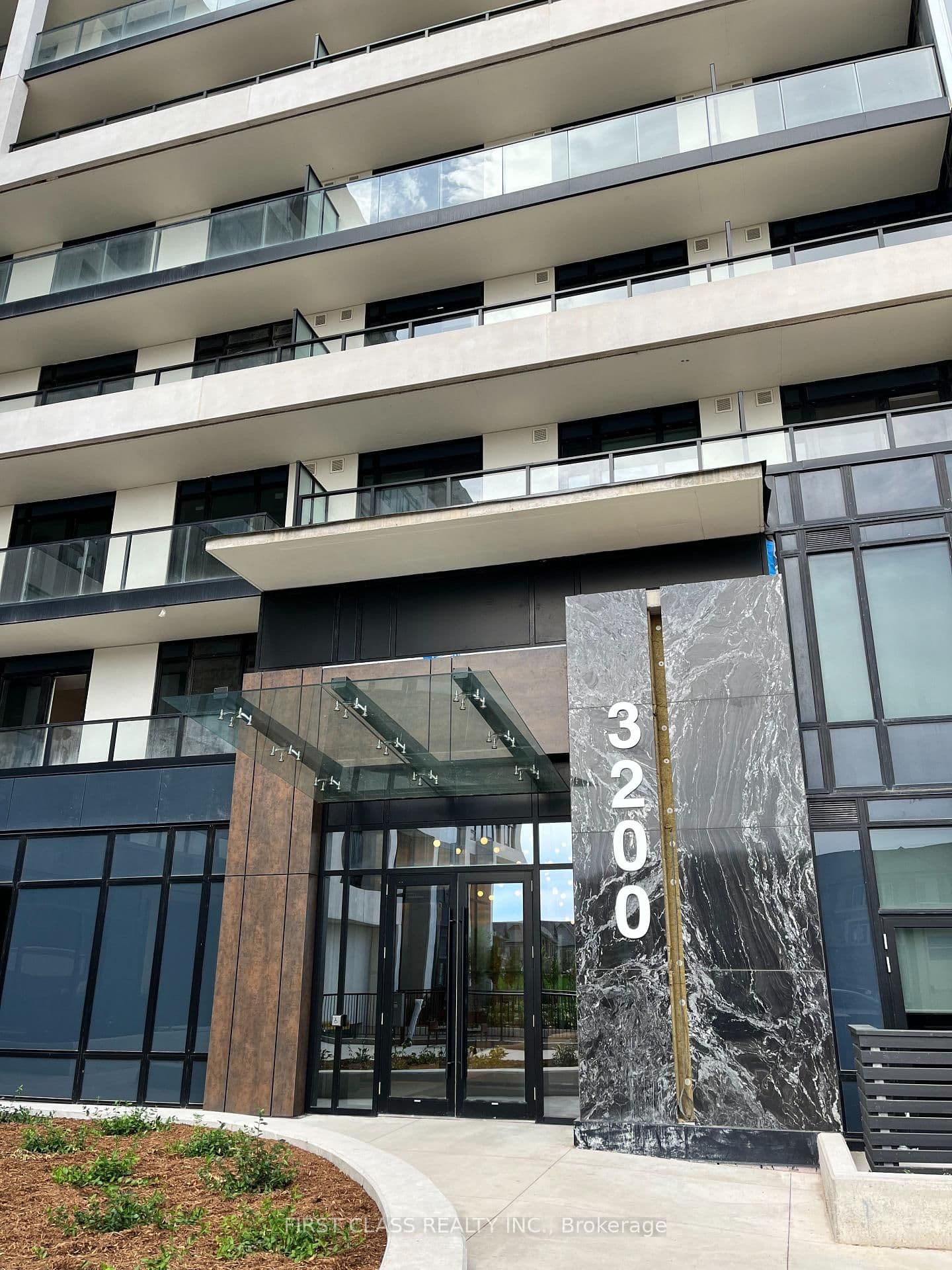 3200 William Coltson Avenue, Unit 519