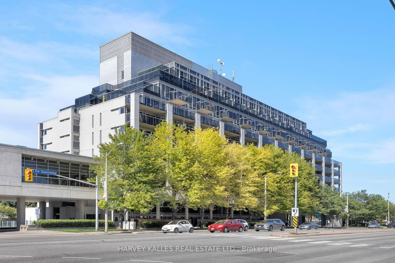 1040 The Queensway, Unit 412