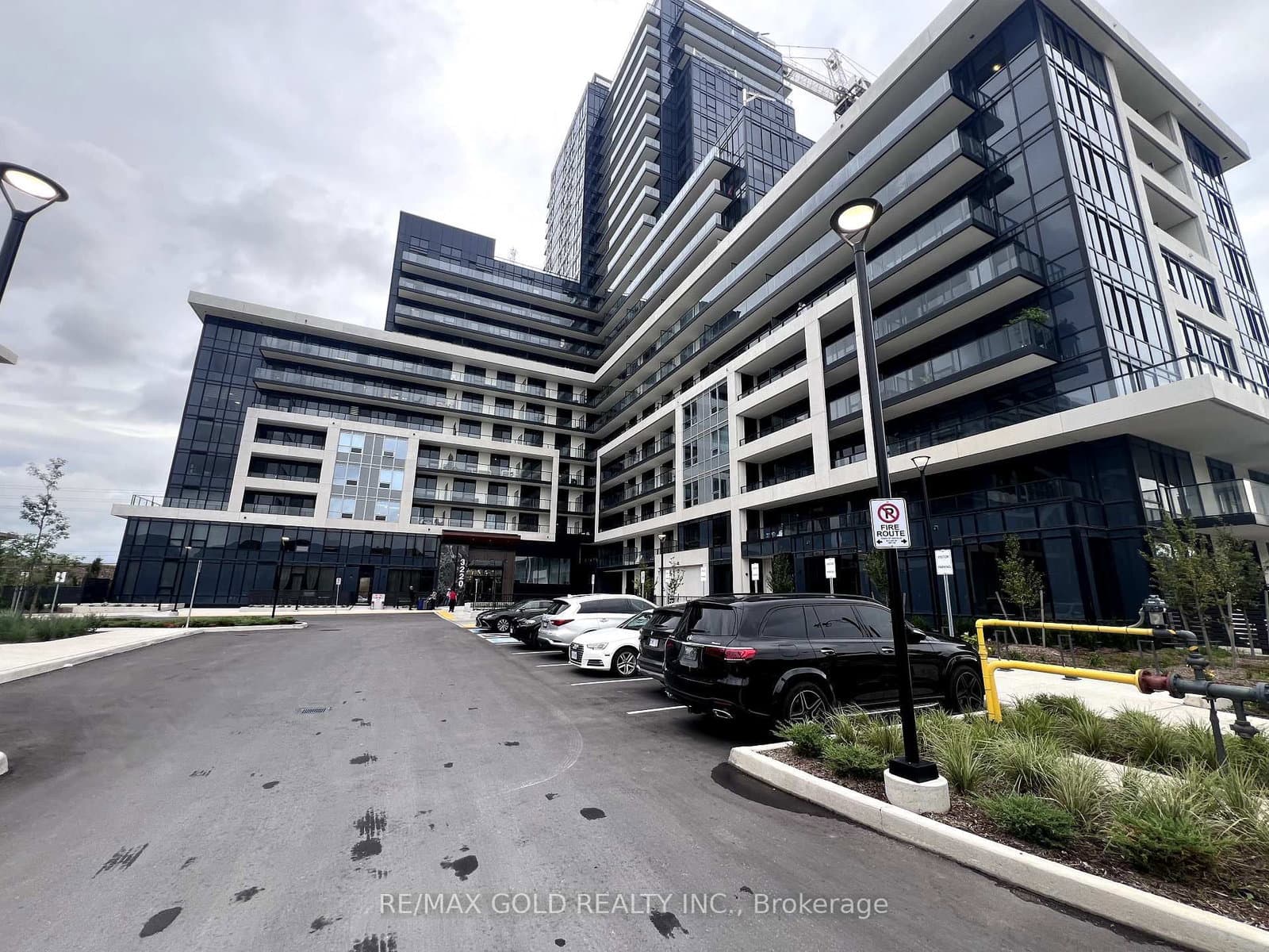 3220 William Coltson Avenue, Unit 105