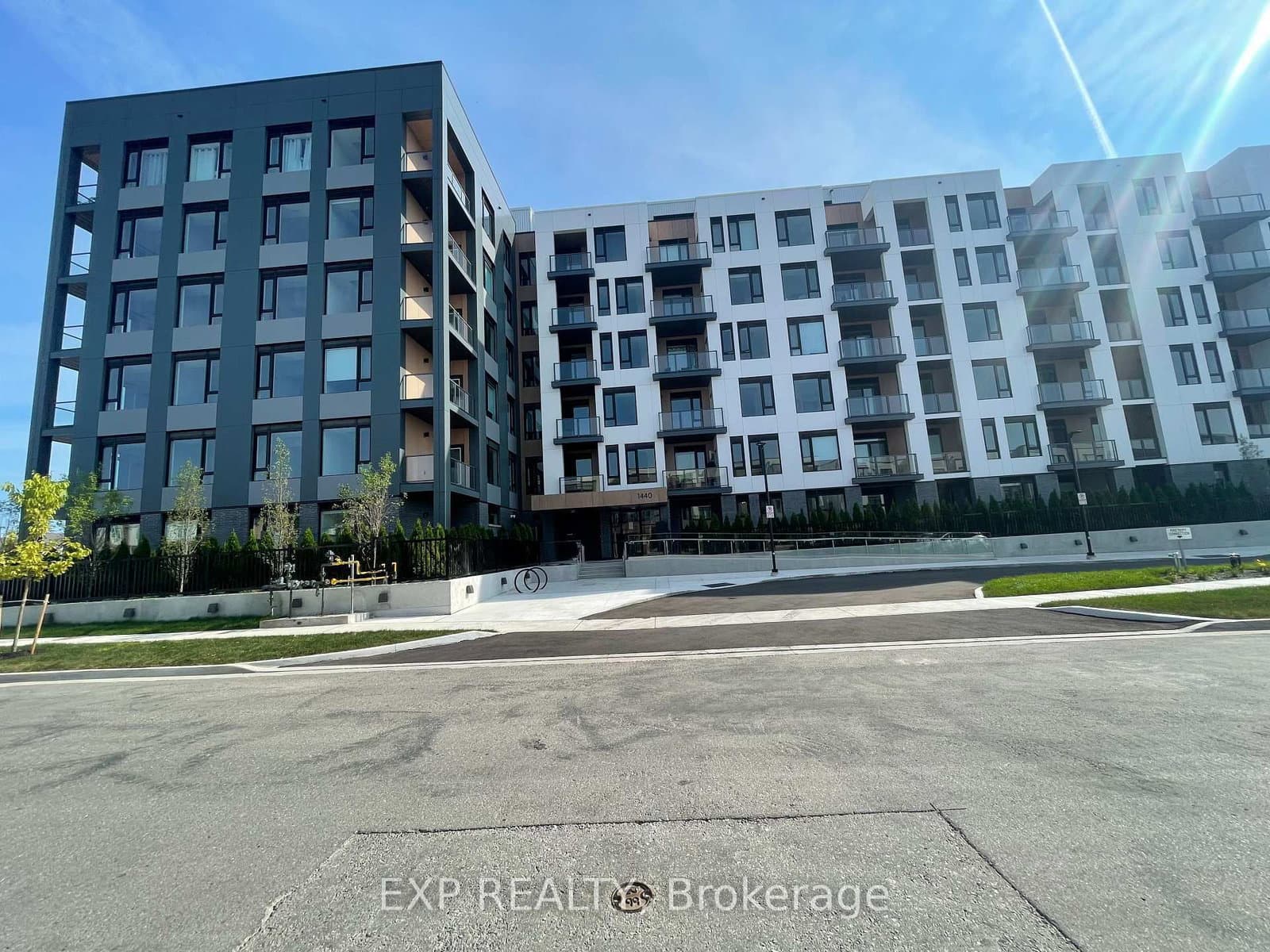 1440 Clarriage Court, Unit 203