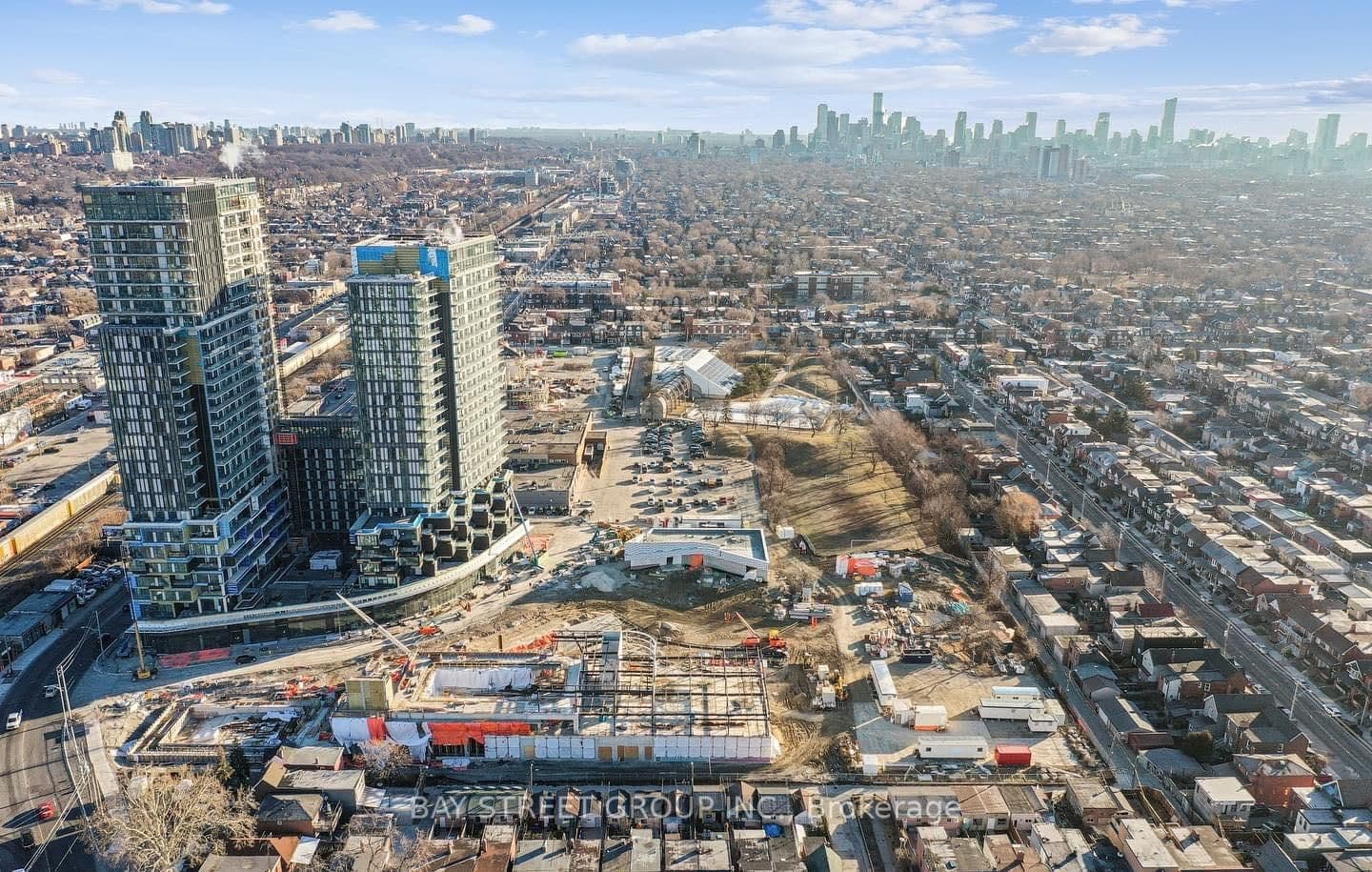 1245 Dupont Street, Unit 1605