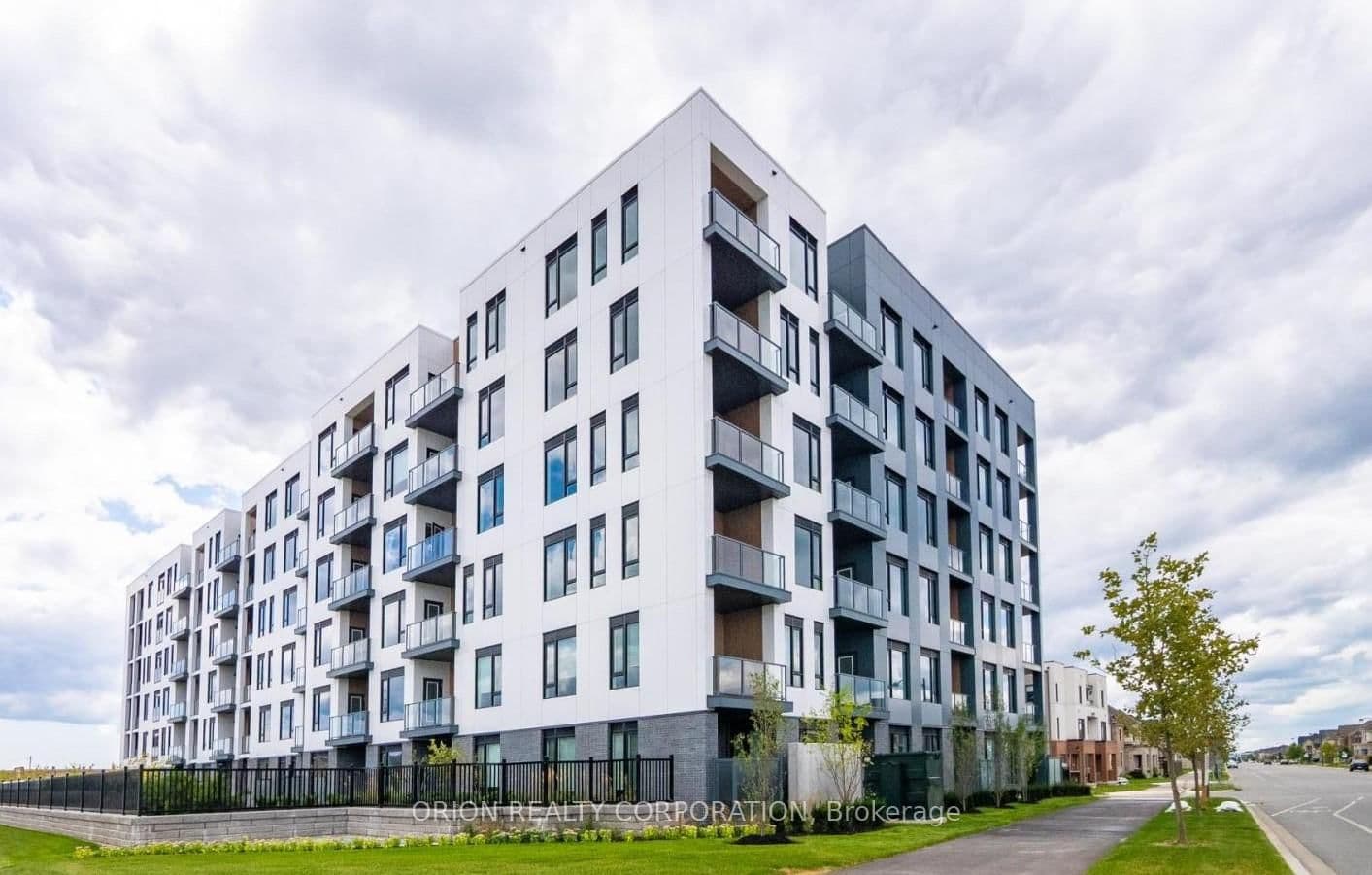 1440 Clarriage Court, Unit 214