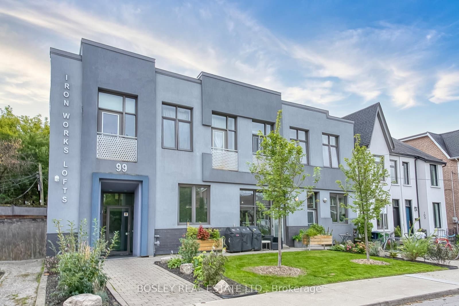 99 Chandos Avenue, Unit 204