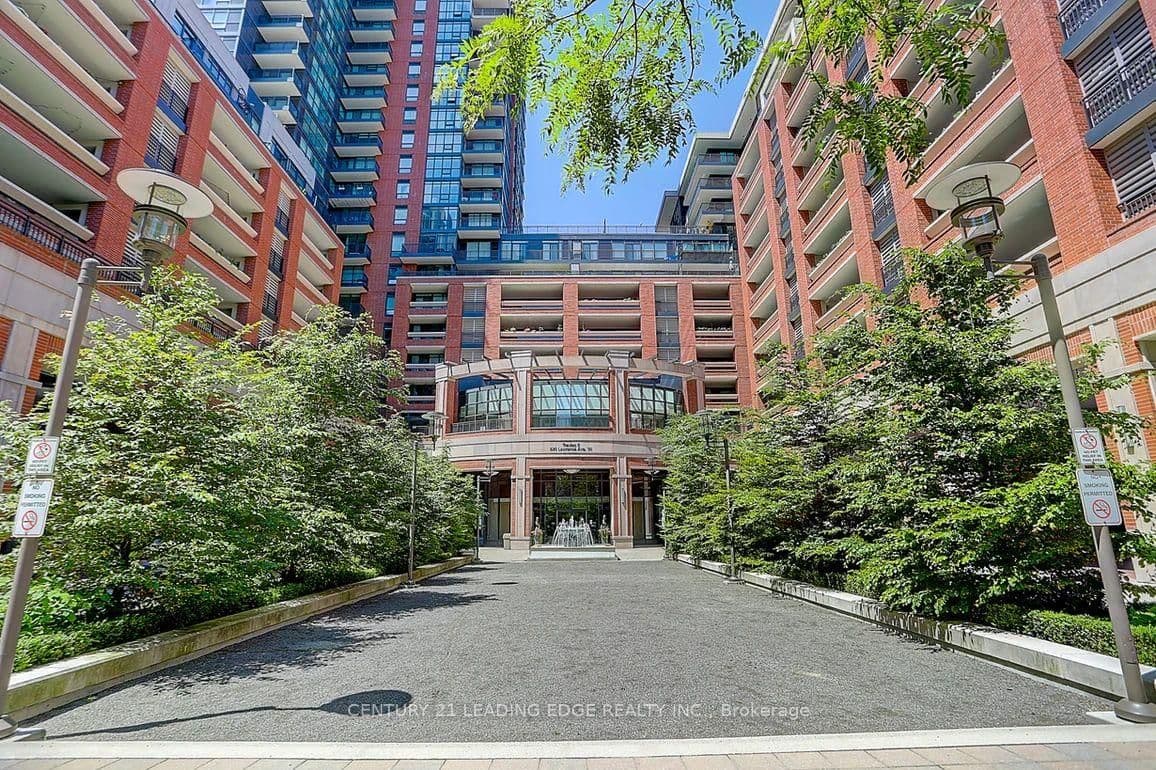 830 Lawrence Avenue W, Unit 2707