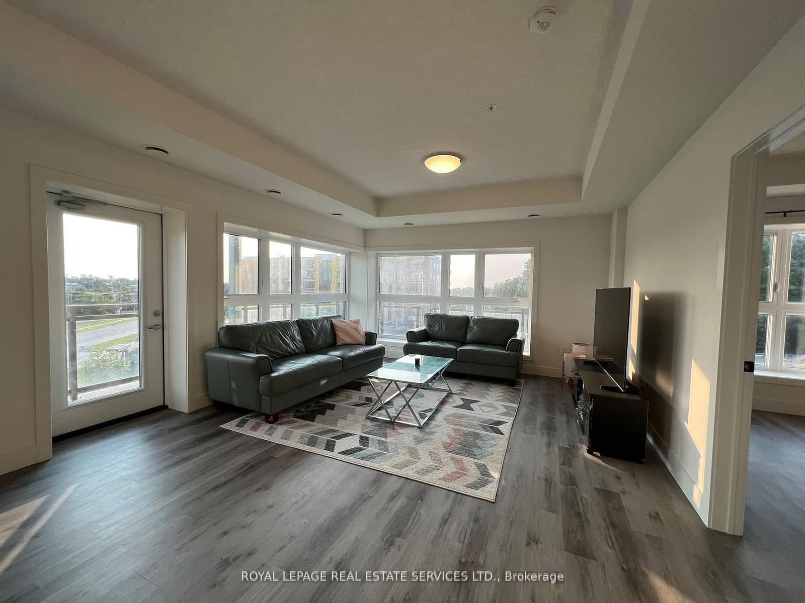 1101 Lackner Place, Unit 212