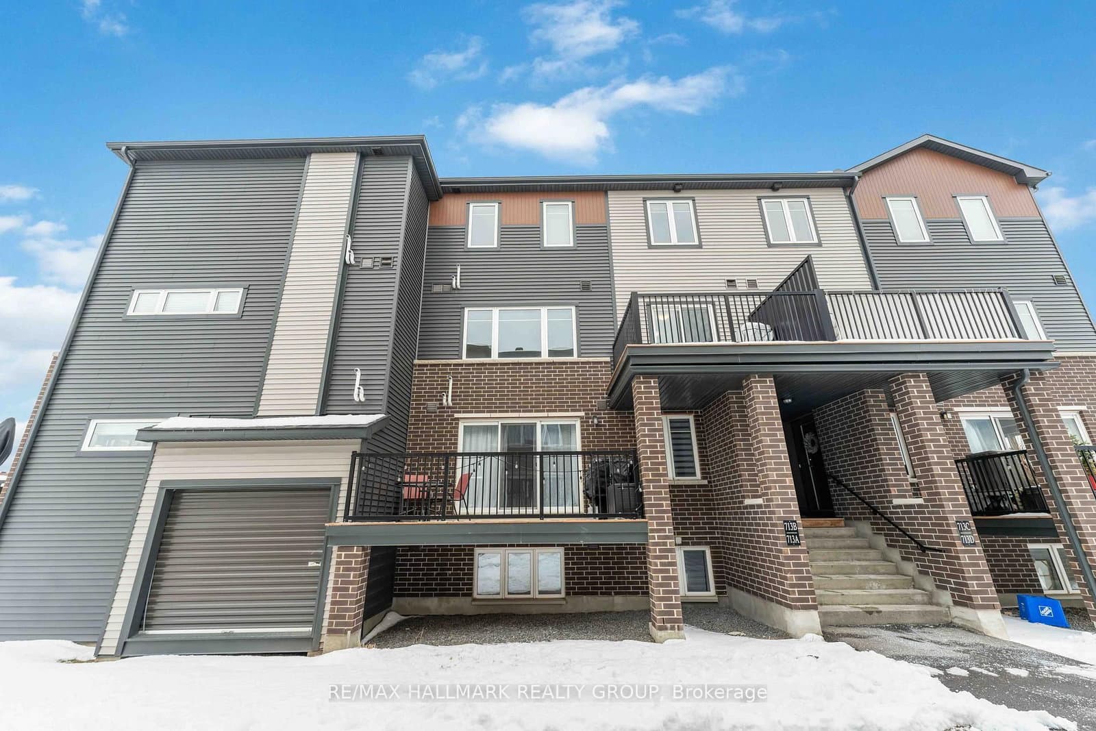 713 Amberwing Private, Unit B