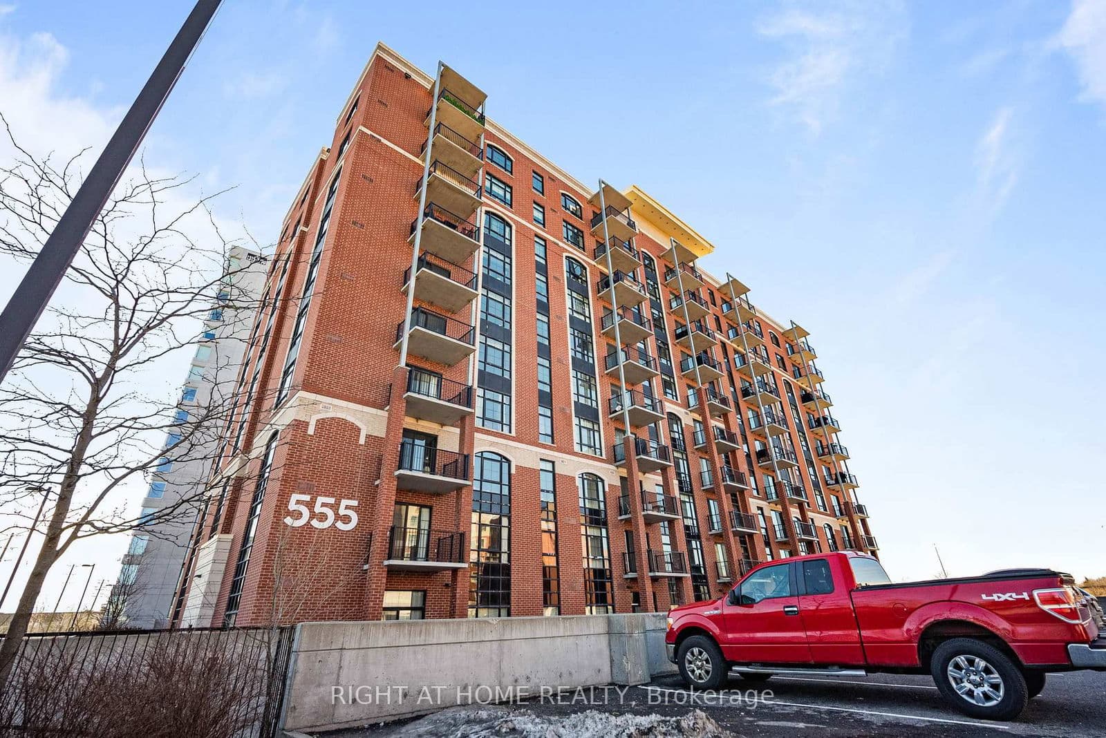 555 Anand Private, Unit 411