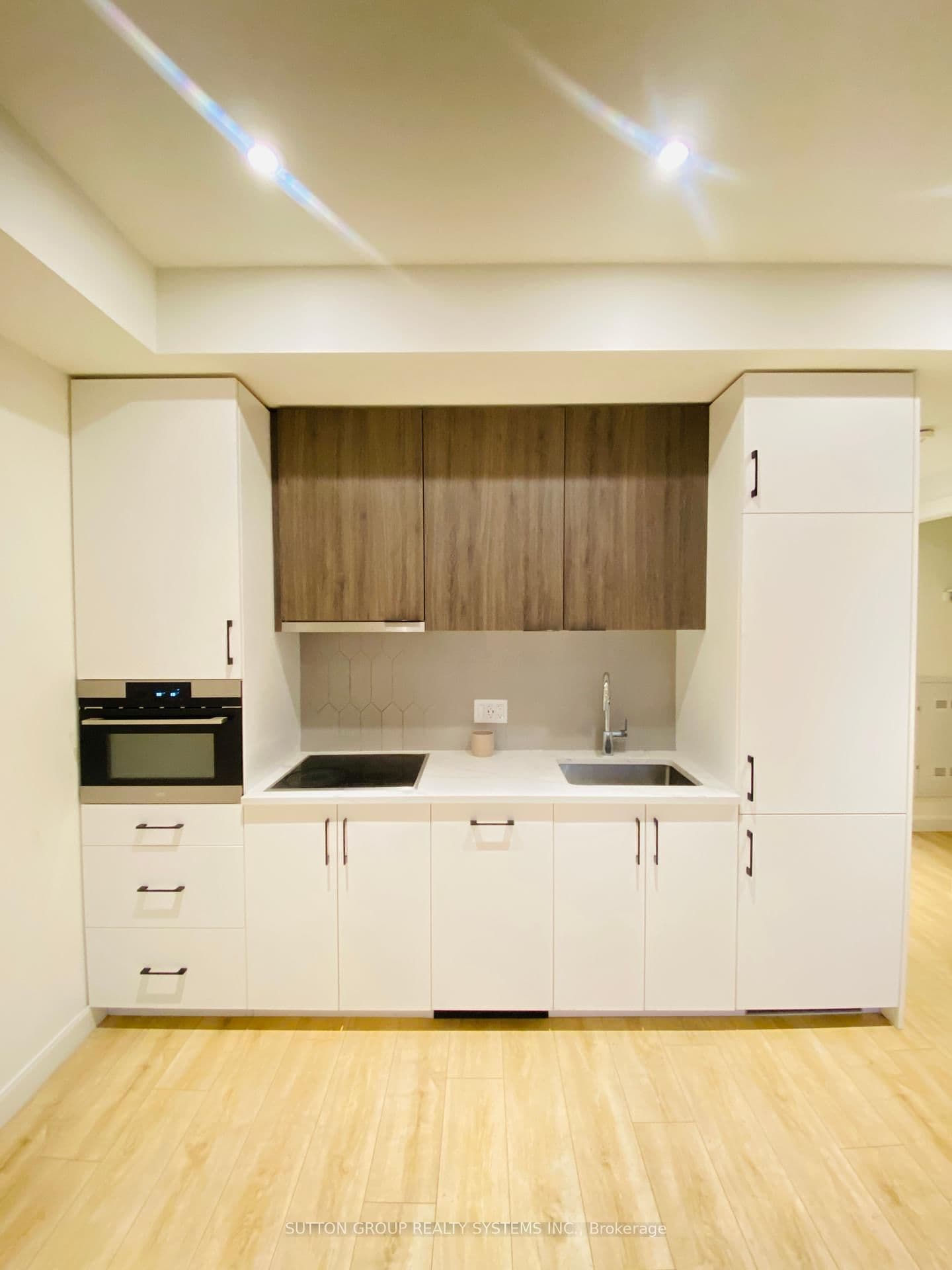 741 King Street W, Unit 1311
