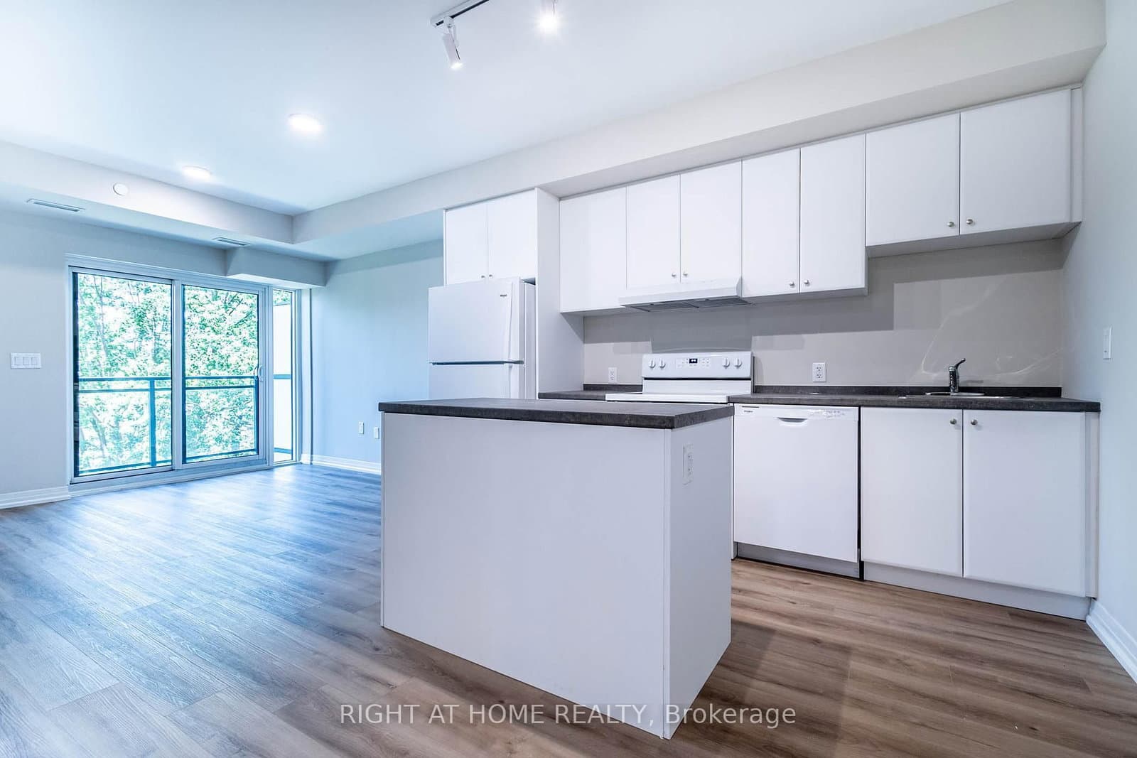 50 Herrick Avenue, Unit 336