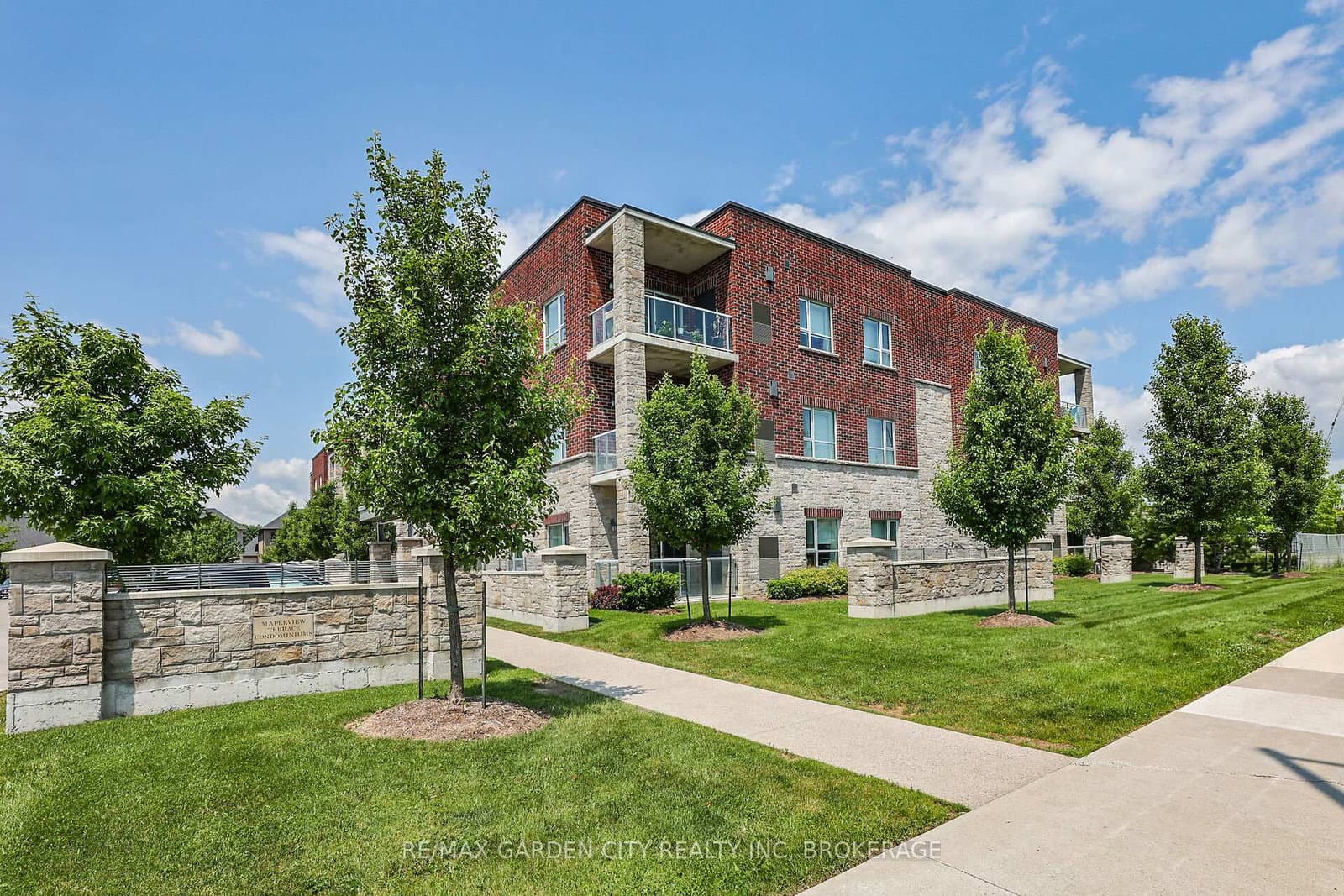 529 South Pelham Road, Unit 308