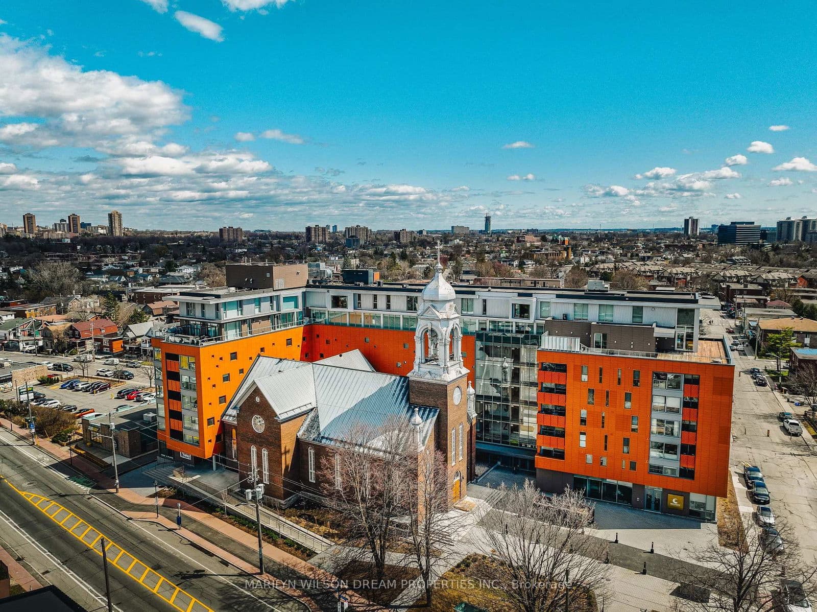 #PH3 - 135 Barrette Street