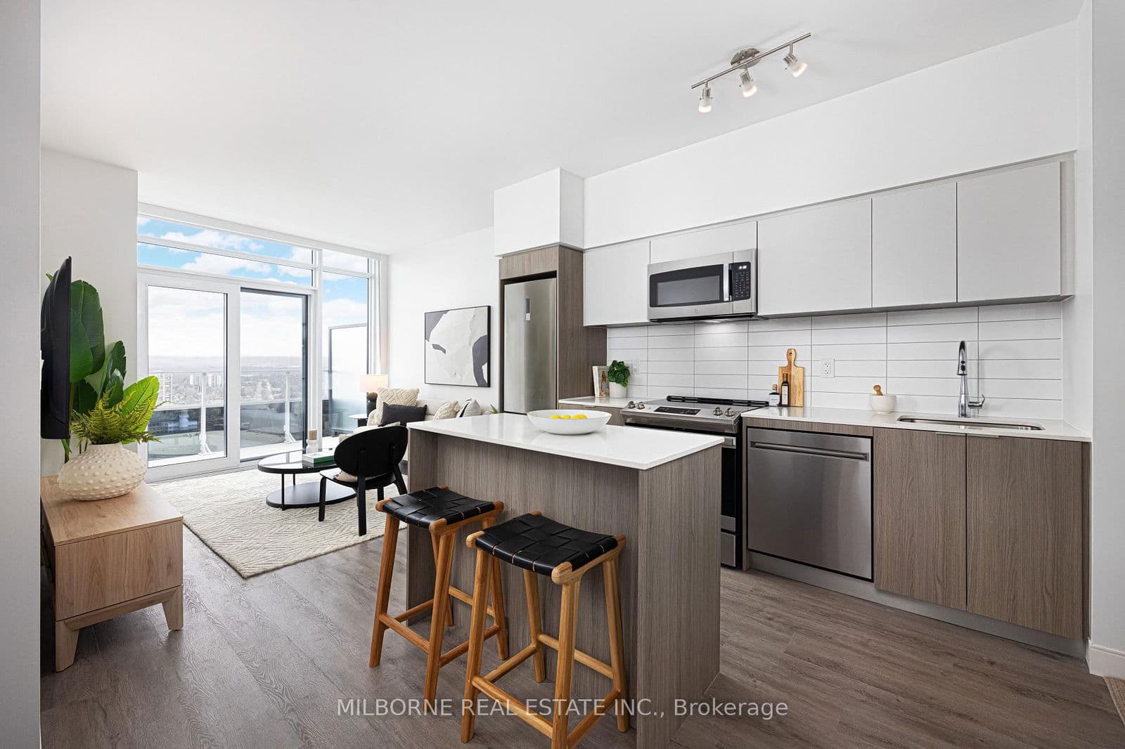 22 Hughson Street, Unit 2706 B