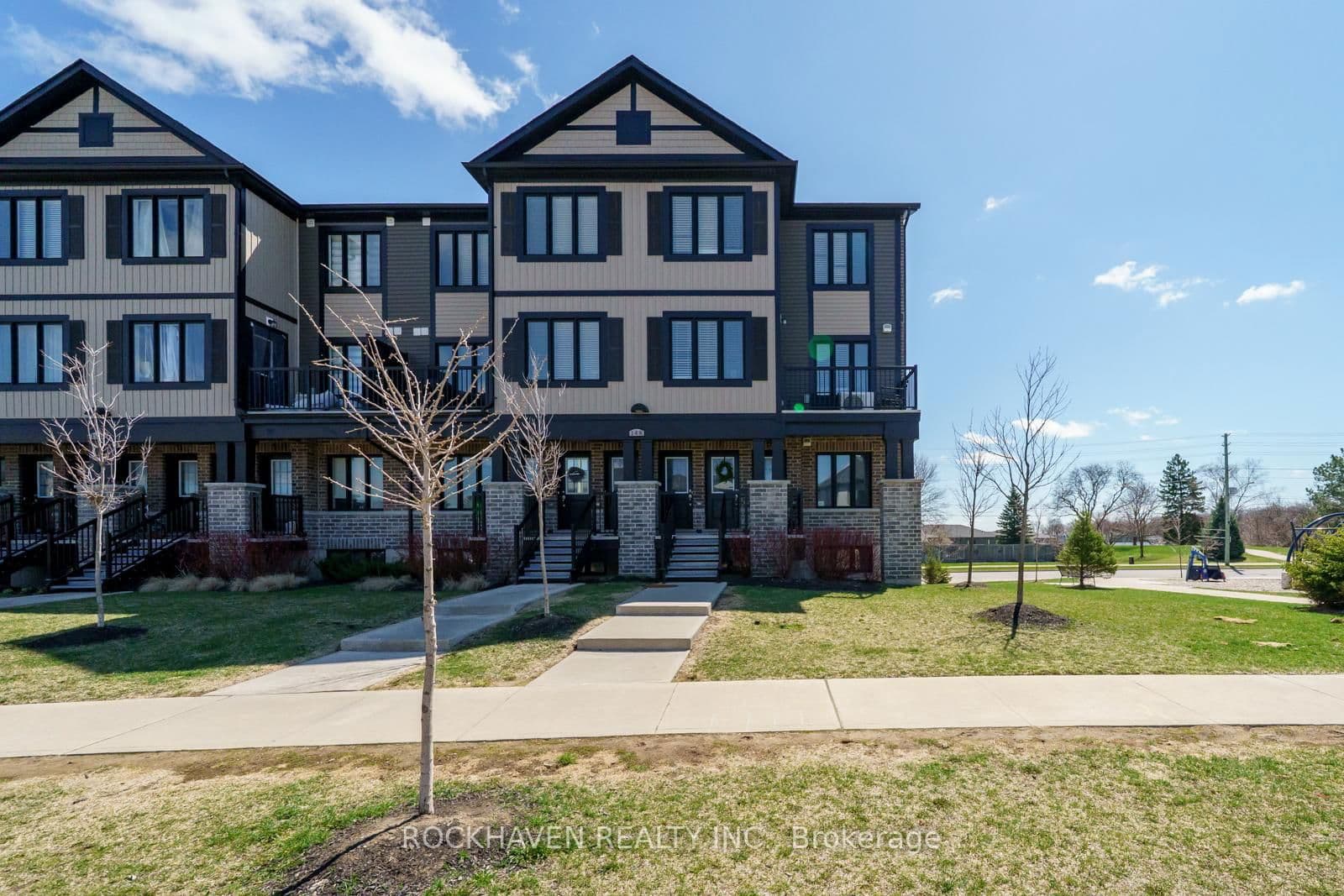 148 Rochefort Street, Unit E