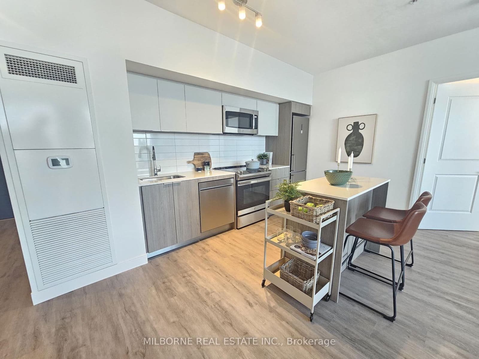 22 Hughson Street, Unit 2501 B