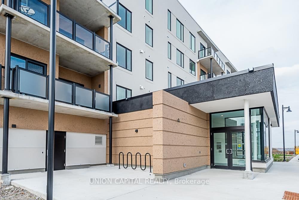 19 West Street N, Unit 203